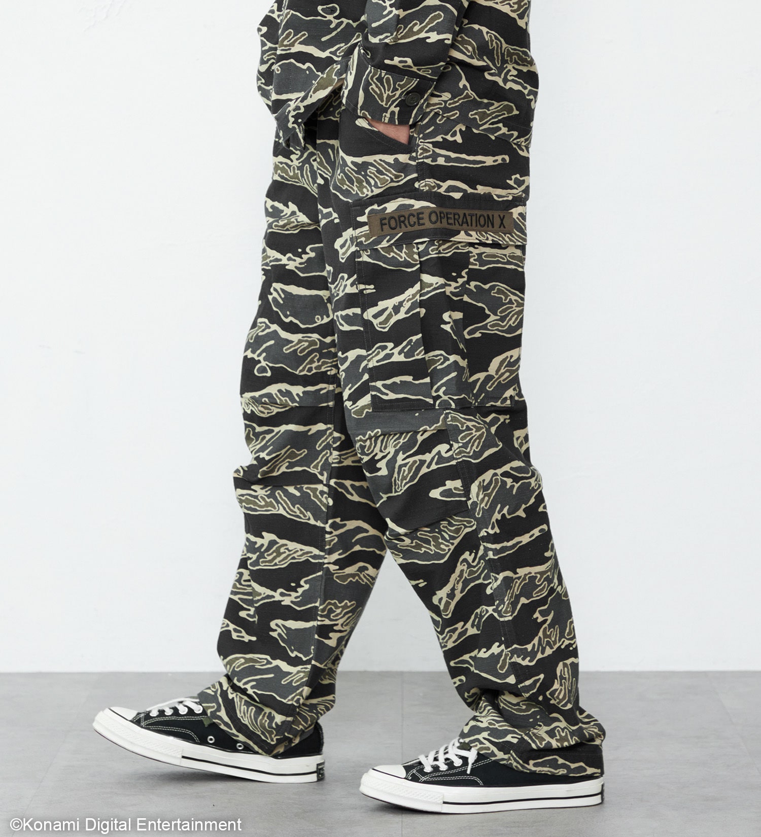EDWIN(エドウイン)の【予約】【METAL GEAR SOLID Δ × EDWIN】TIGER STRIPE CARGO PANTS|パンツ/カーゴパンツ/メンズ|アーミー