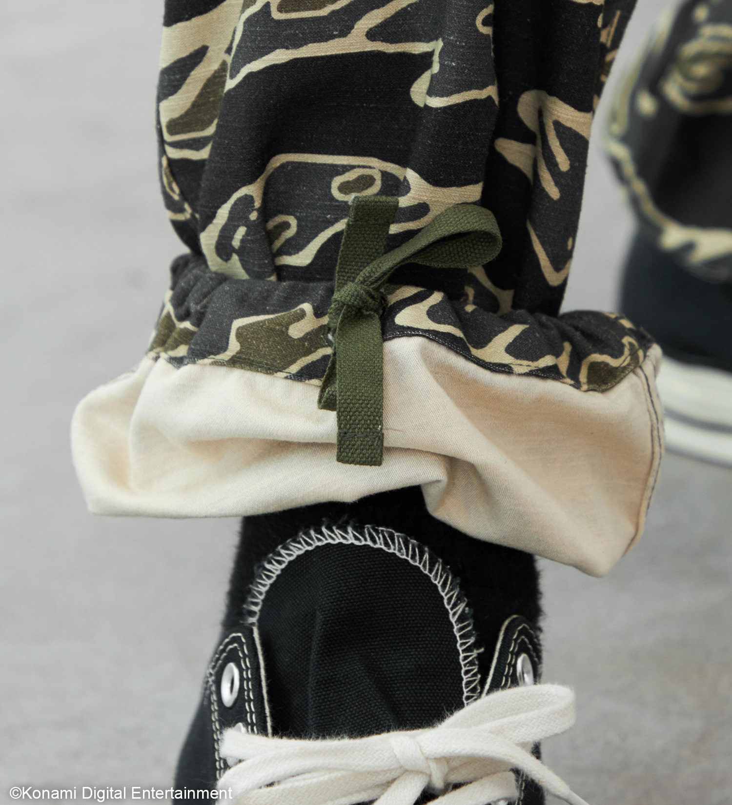 EDWIN(エドウイン)の【予約】【METAL GEAR SOLID Δ × EDWIN】TIGER STRIPE CARGO PANTS|パンツ/カーゴパンツ/メンズ|アーミー