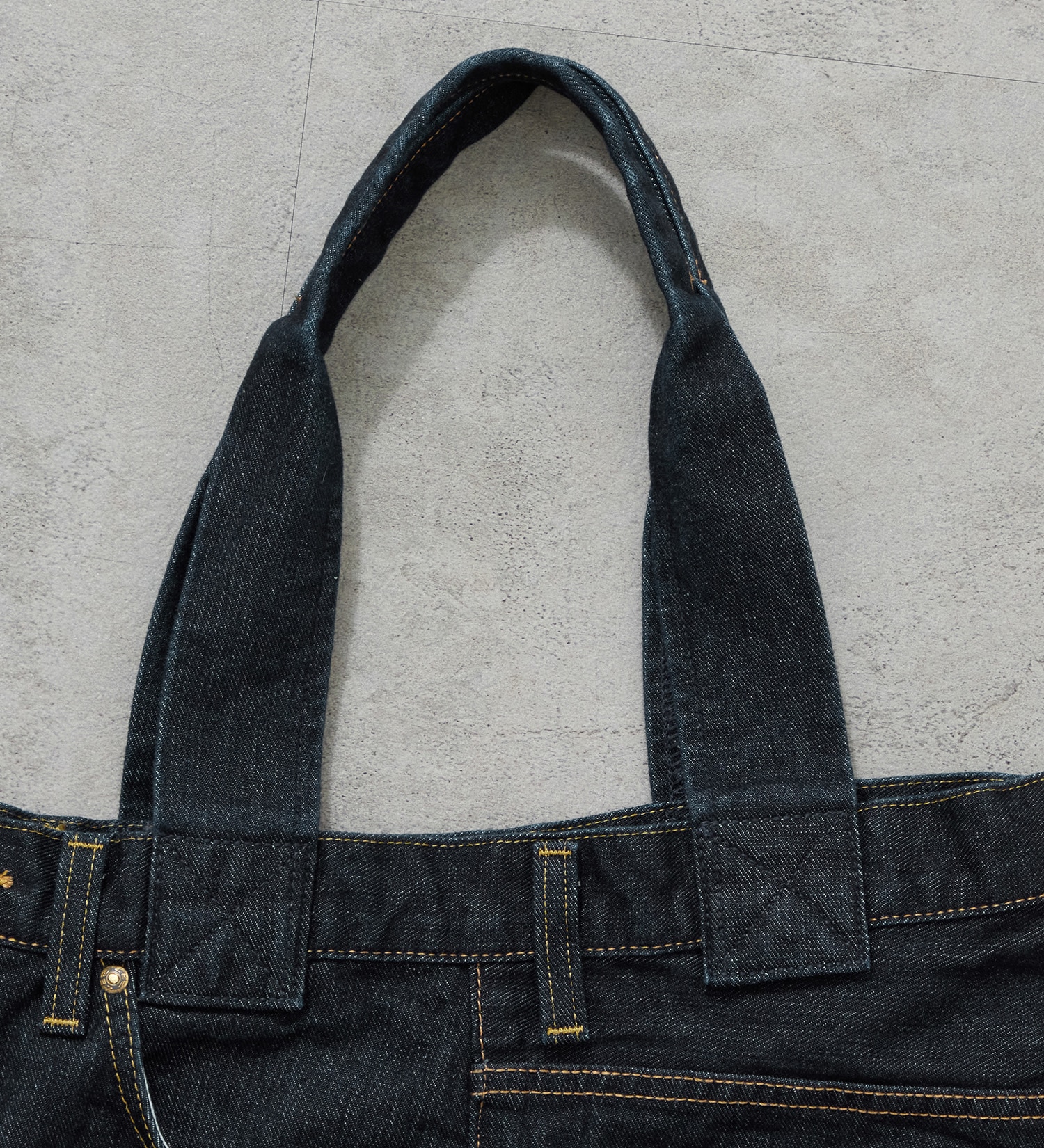 Lee(リー)のリメイクデニムトート|バッグ/トートバッグ/レディース|インディゴブルー