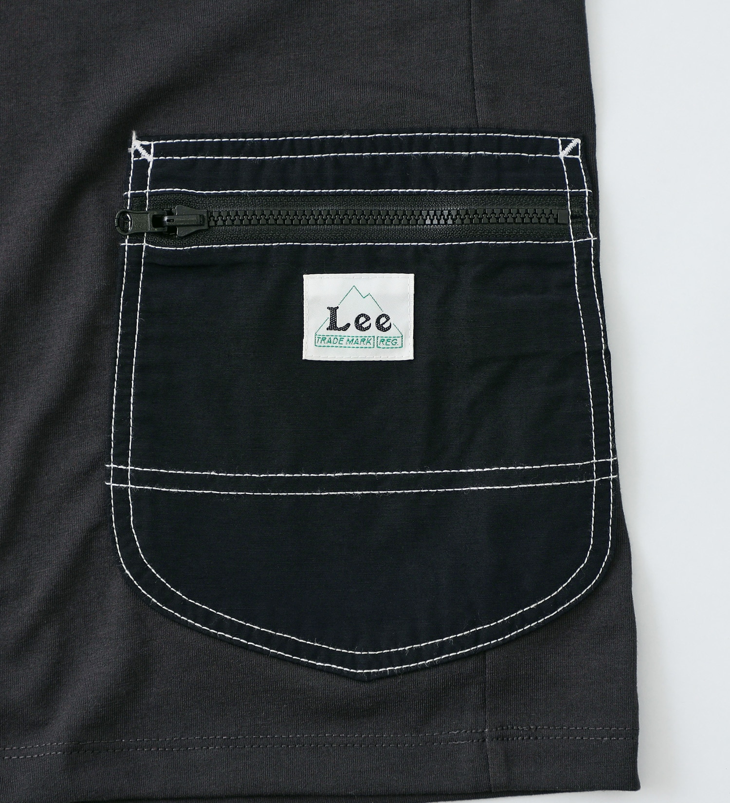 Lee(リー)の【サマーセール】【Lee OUTDOORS】【110-150cm】キッズ　コンパクトに収納できるパッカブルポケット付き半袖Ｔシャツ（親子リンク対応）|トップス/Tシャツ/カットソー/キッズ|ブラック
