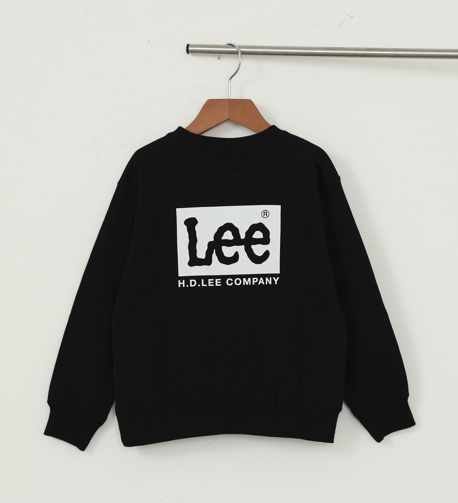 Lee(リー)の【110-150cm】【親子】キッズ Leeバックプリントスエット|トップス/スウェット/キッズ|ブラック
