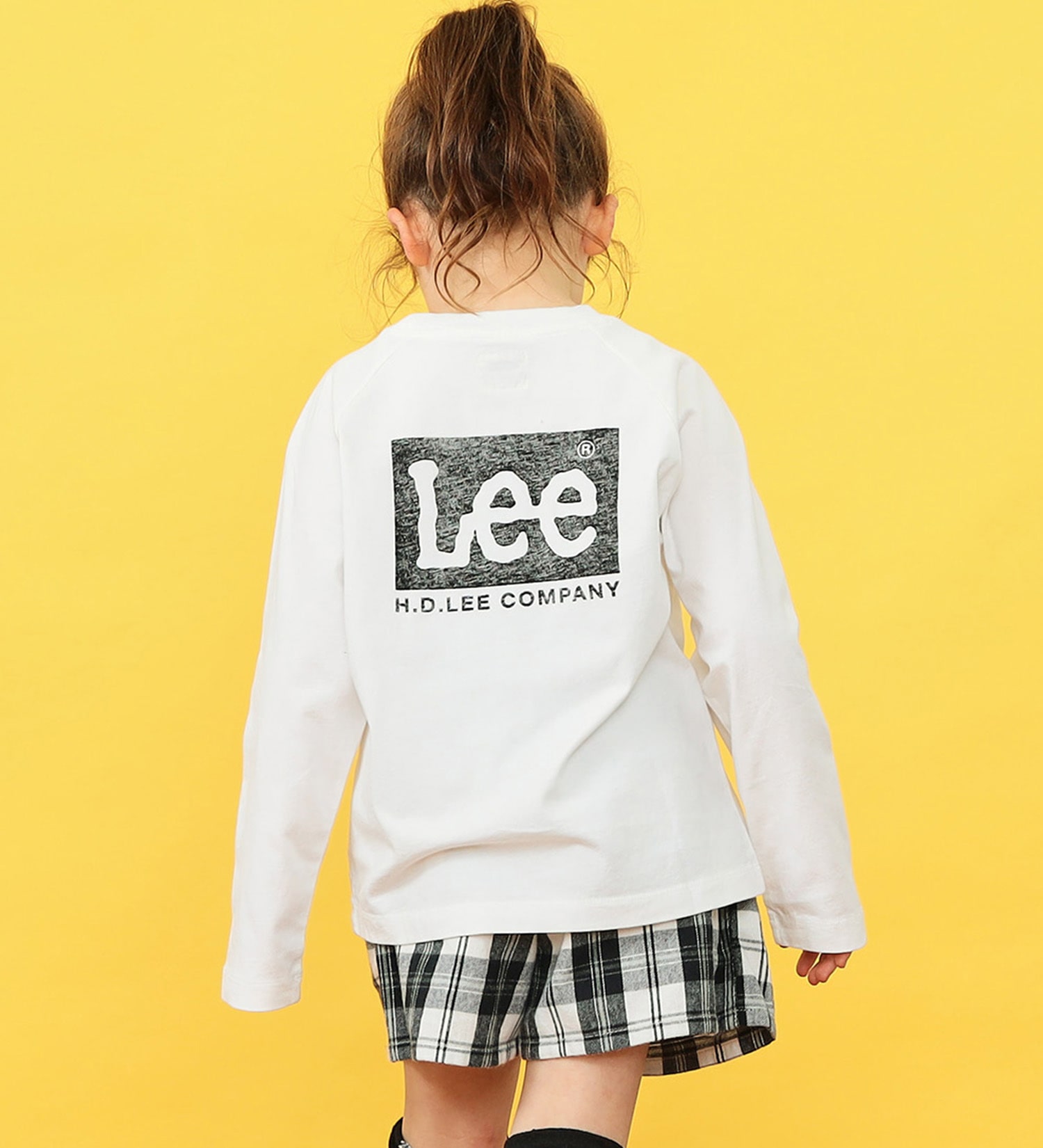 Lee(リー)の【110-150cm】キッズ ロングセラー Leeロゴバックプリント長袖Tシャツ|トップス/Tシャツ/カットソー/キッズ|ホワイト