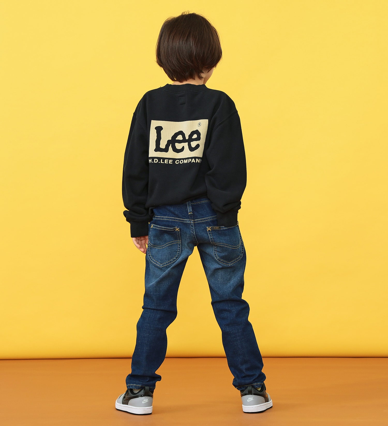 Lee(リー)の【110-150cm】【親子リンク】キッズ Leeロゴバックプリントスウェット|トップス/スウェット/キッズ|ブラック