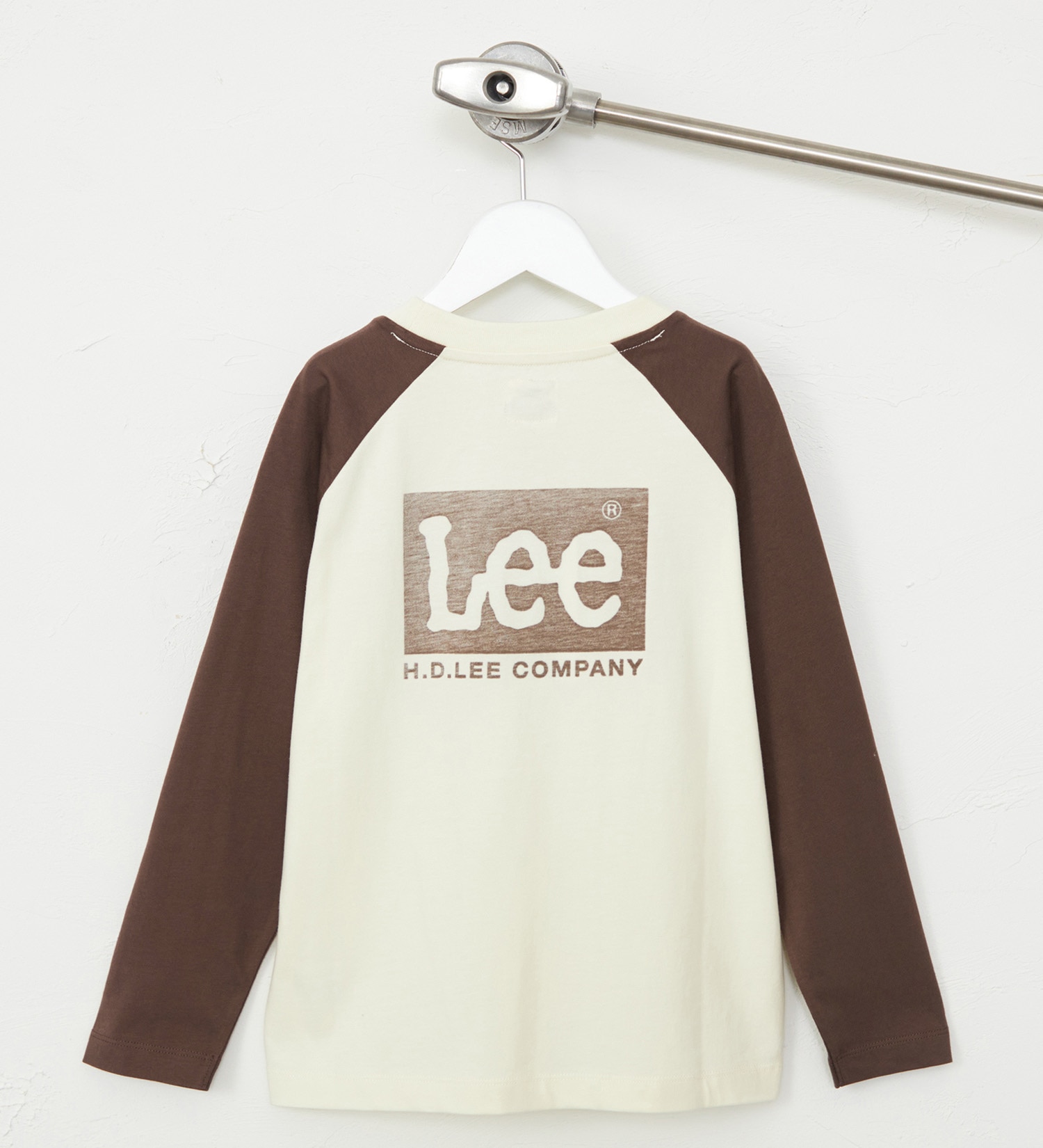 Lee(リー)の【110-150cm】キッズ バックプリント長袖Tシャツ/ロンT ロングセラー|トップス/Tシャツ/カットソー/キッズ|ブラウン