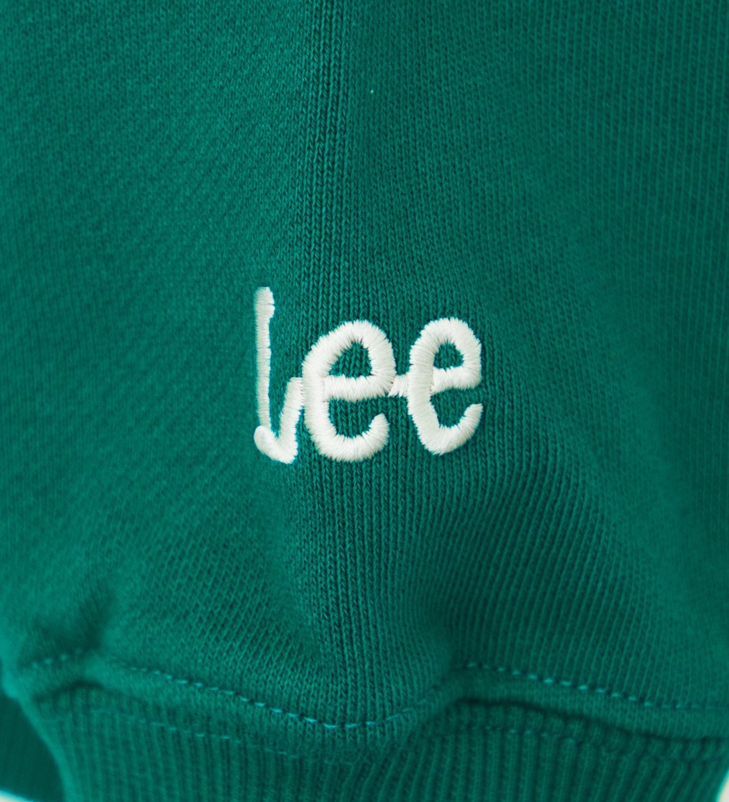 Lee(リー)の【110-150cm】キッズ デニムロゴパッチスウェット|トップス/スウェット/キッズ|グリーン