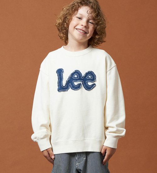 Lee(リー)の【110-150cm】キッズ デニムロゴパッチスウェット|トップス/スウェット/キッズ|オフホワイト