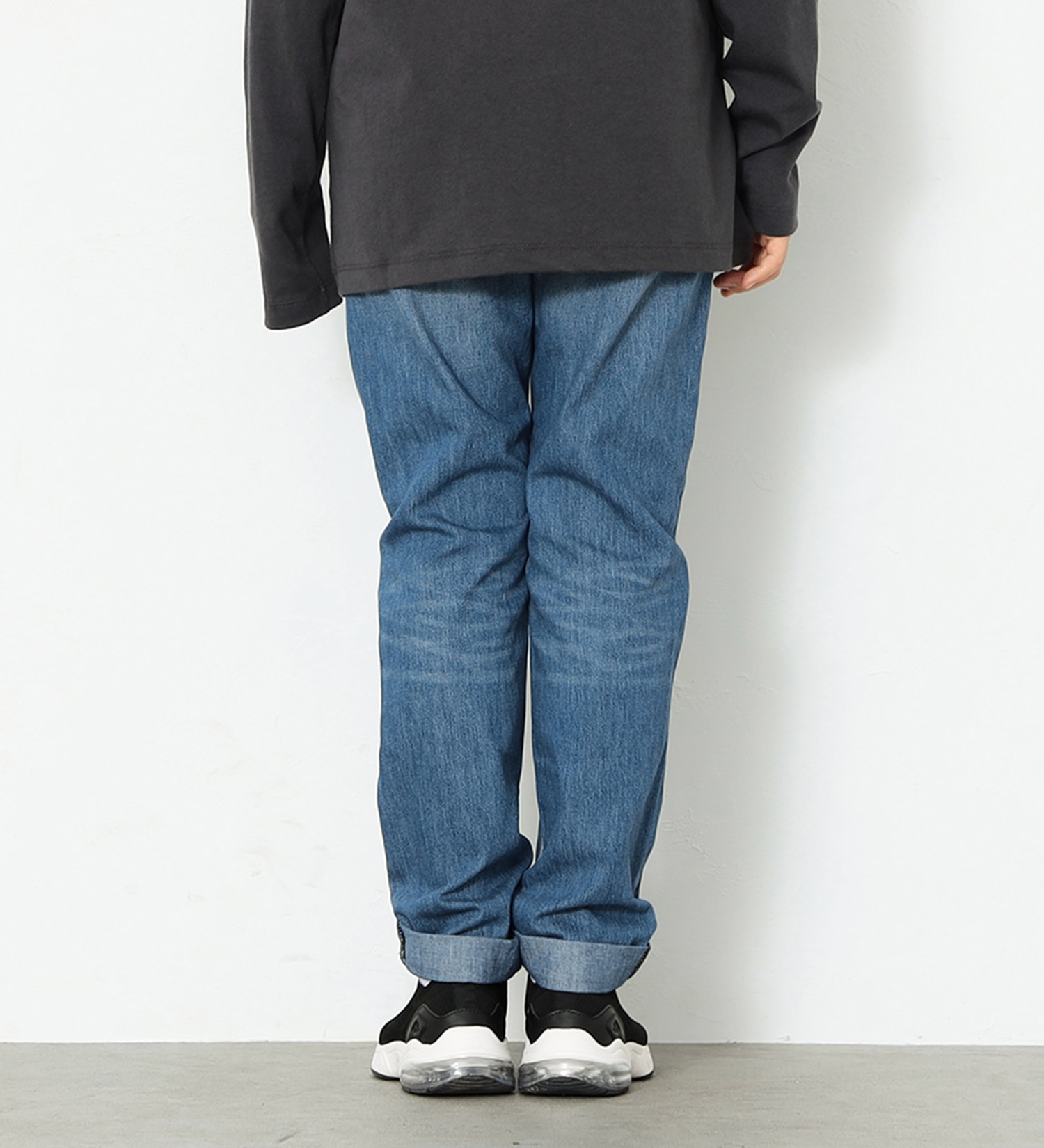 Lee(リー)の【BLACKFRIDAY】【130-160cm】キッズ ベーシック テーパードデニムパンツ|パンツ/デニムパンツ/キッズ|淡色ブルー