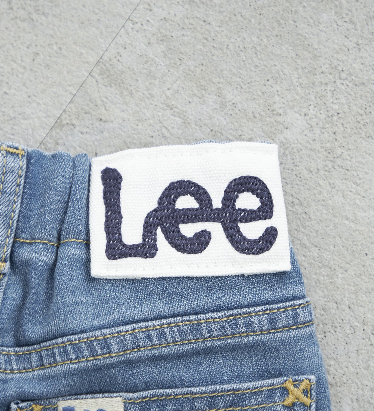Lee(リー)の【80/90cm】ベビー ストレッチ/ストレートデニムパンツ|パンツ/デニムパンツ/キッズ|中色ブルー
