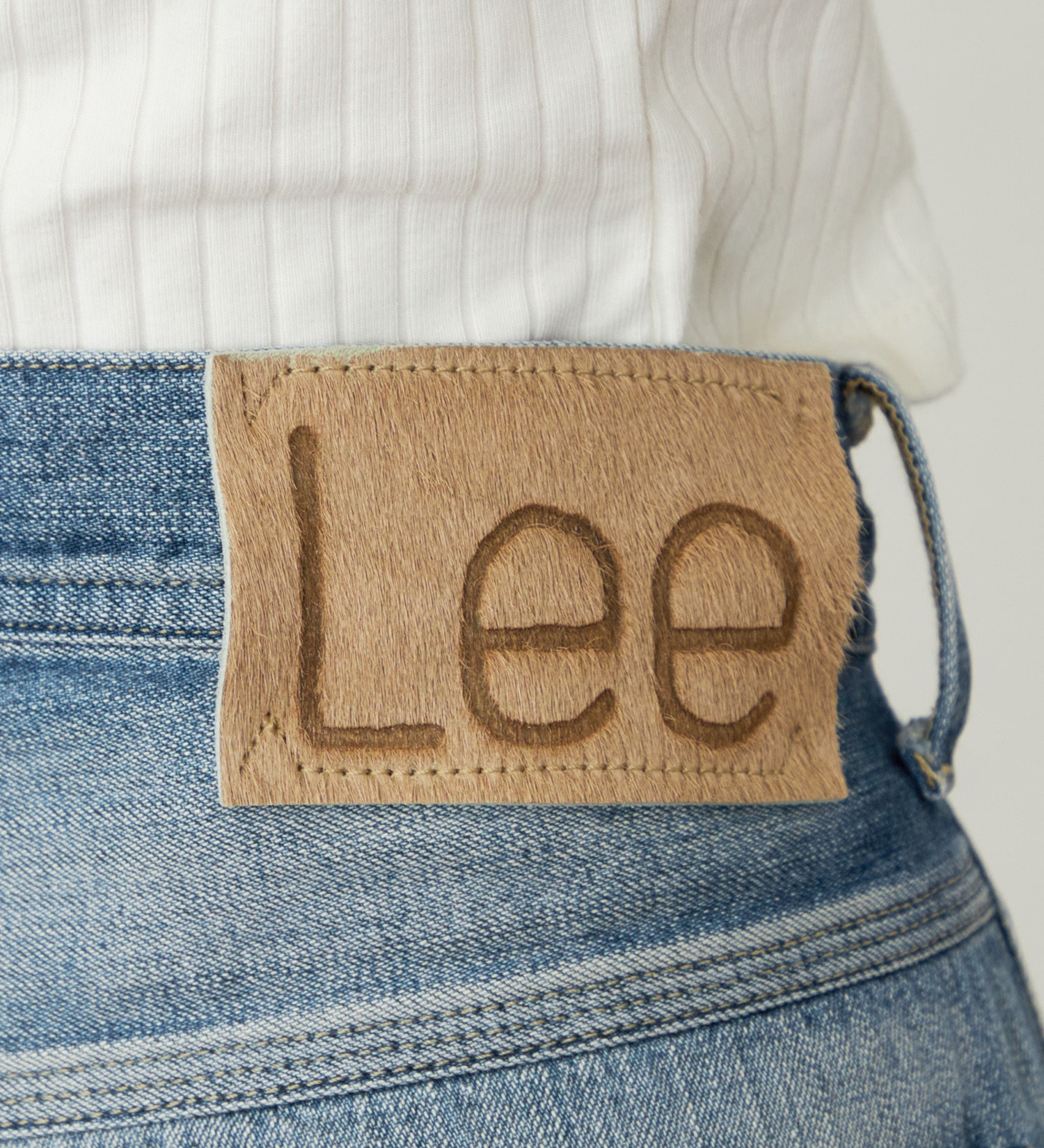 Lee(リー)の【101 100周年】RIDERS101 WIDEPANTS/ライダース ワイドデニムパンツ|パンツ/デニム/ジーンズパンツ/レディース|中色ブルー