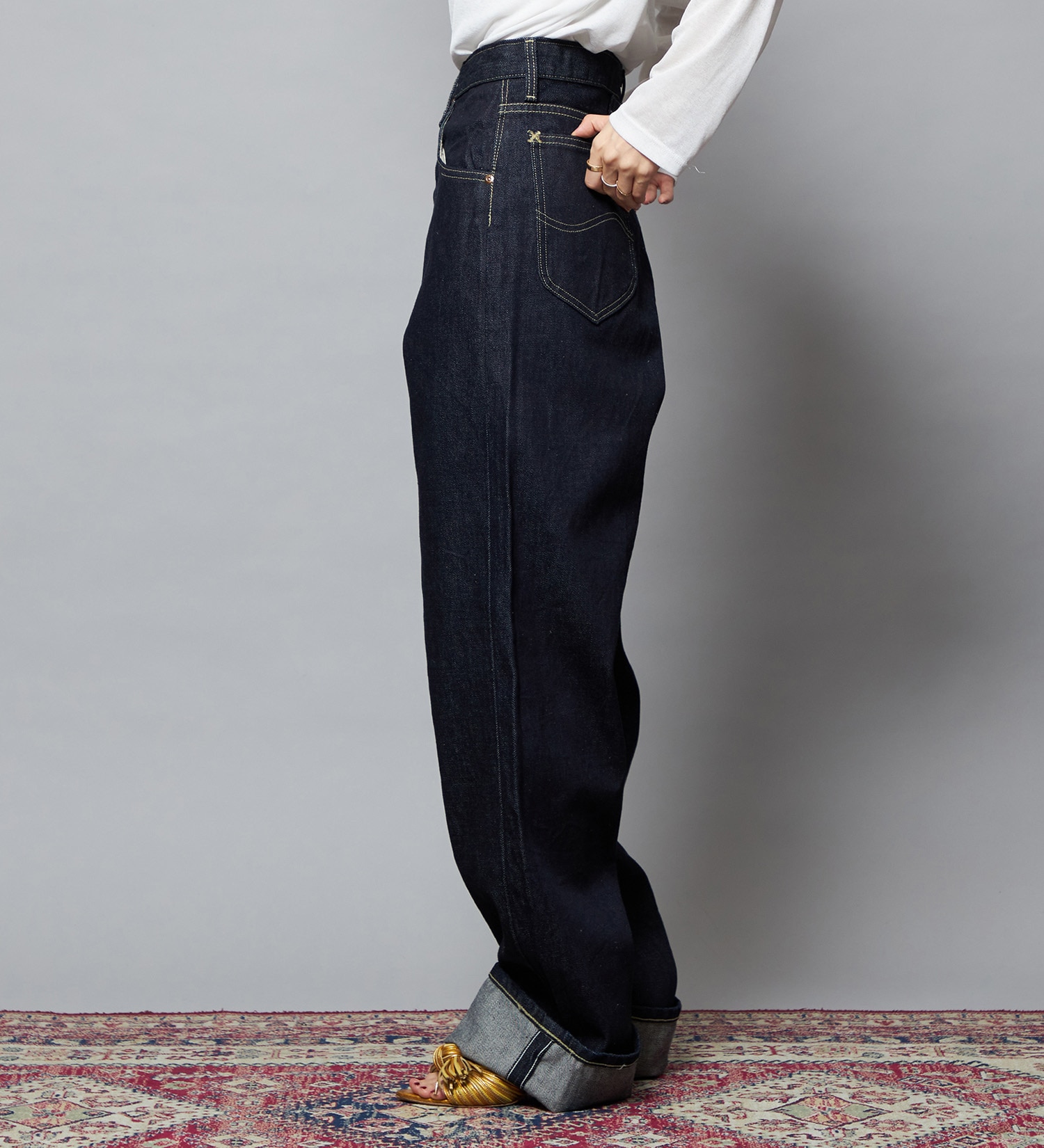 Lee(リー)の【予約】【101 101周年記念特別モデル】HIGH-RISE RELAXED STRAIGHT デニムパンツ|パンツ/デニム/ジーンズパンツ/レディース|インディゴブルー