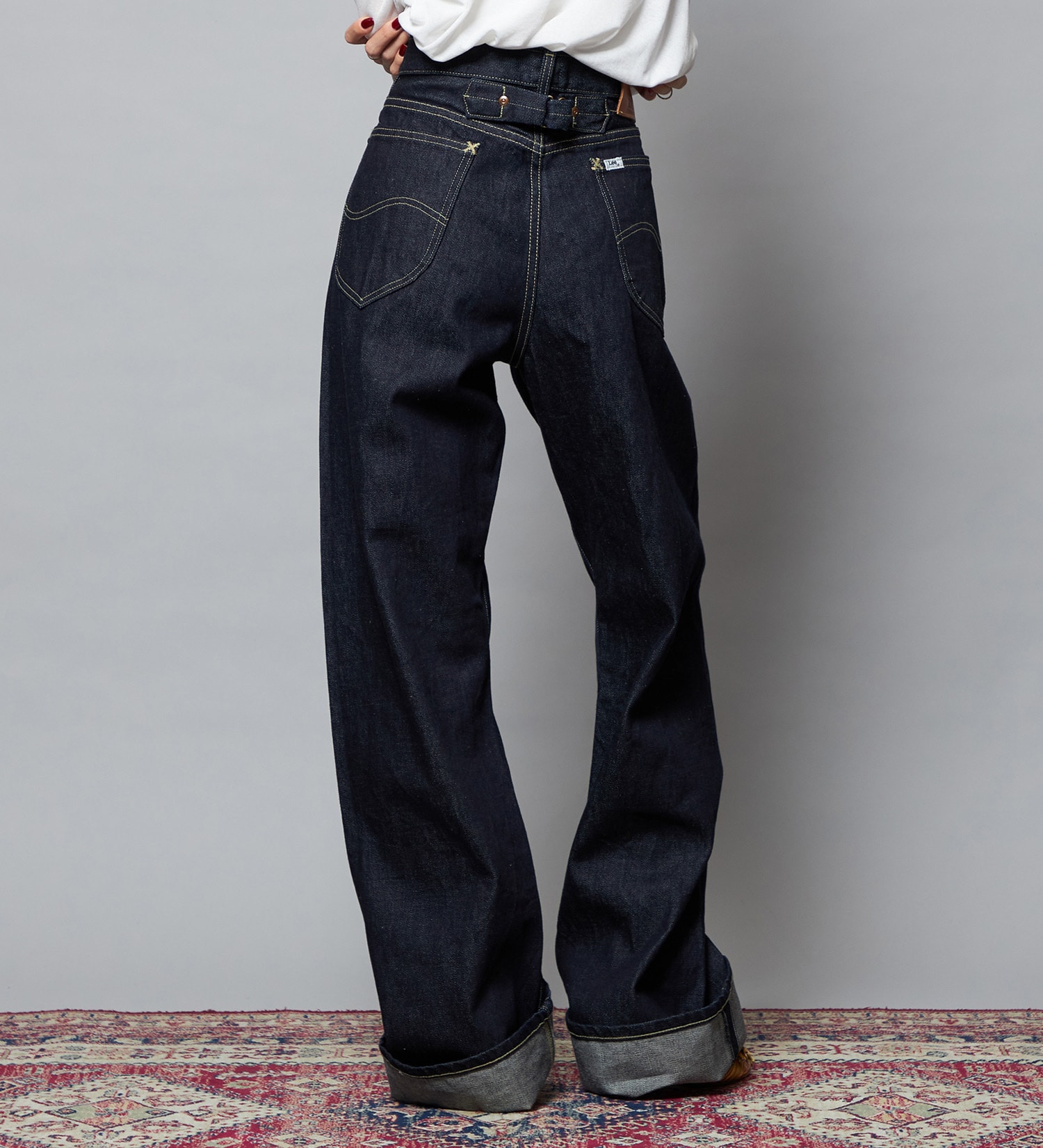 Lee(リー)の【予約】【101 101周年記念特別モデル】HIGH-RISE RELAXED STRAIGHT デニムパンツ|パンツ/デニム/ジーンズパンツ/レディース|インディゴブルー