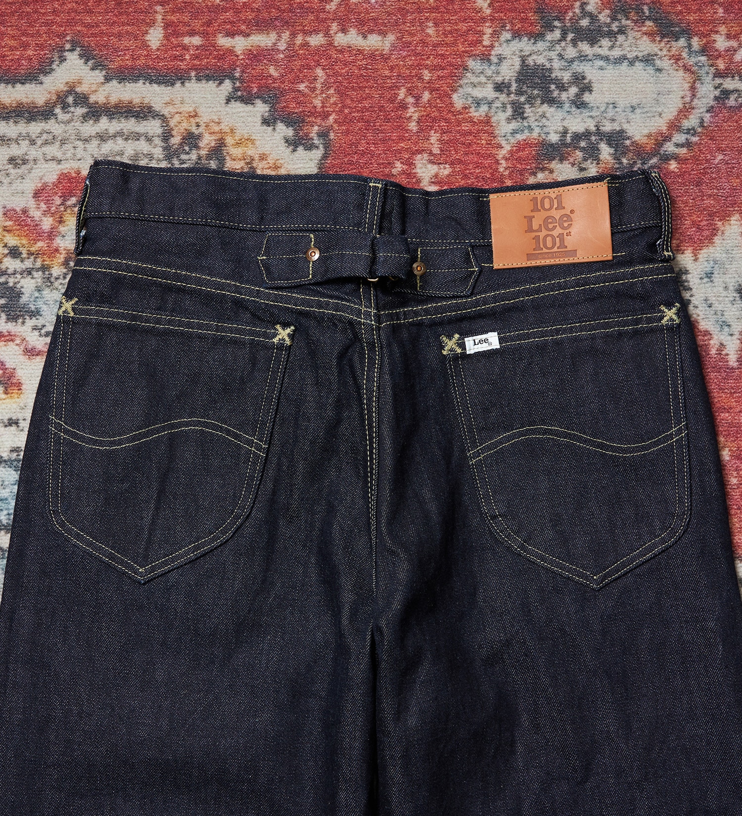 Lee(リー)の【予約】【101 101周年記念特別モデル】HIGH-RISE RELAXED STRAIGHT デニムパンツ|パンツ/デニム/ジーンズパンツ/レディース|インディゴブルー