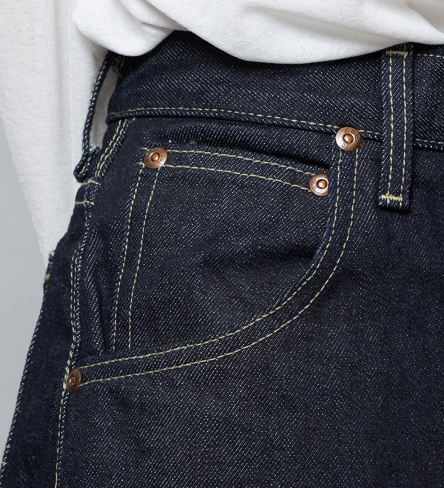 Lee(リー)の【予約】【101 101周年記念特別モデル】HIGH-RISE RELAXED STRAIGHT デニムパンツ|パンツ/デニム/ジーンズパンツ/レディース|インディゴブルー