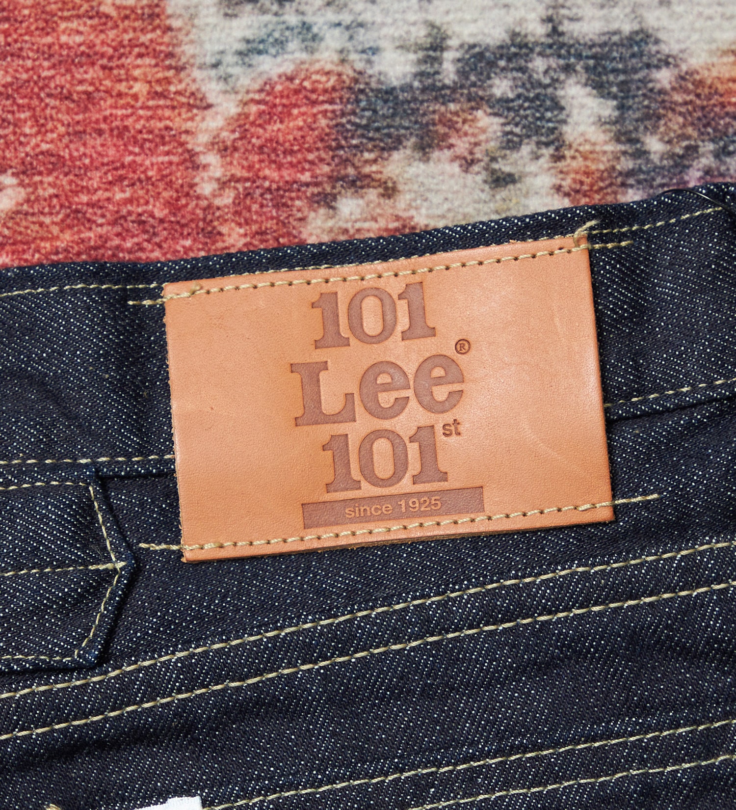 Lee(リー)の【予約】【101 101周年記念特別モデル】HIGH-RISE RELAXED STRAIGHT デニムパンツ|パンツ/デニム/ジーンズパンツ/レディース|インディゴブルー