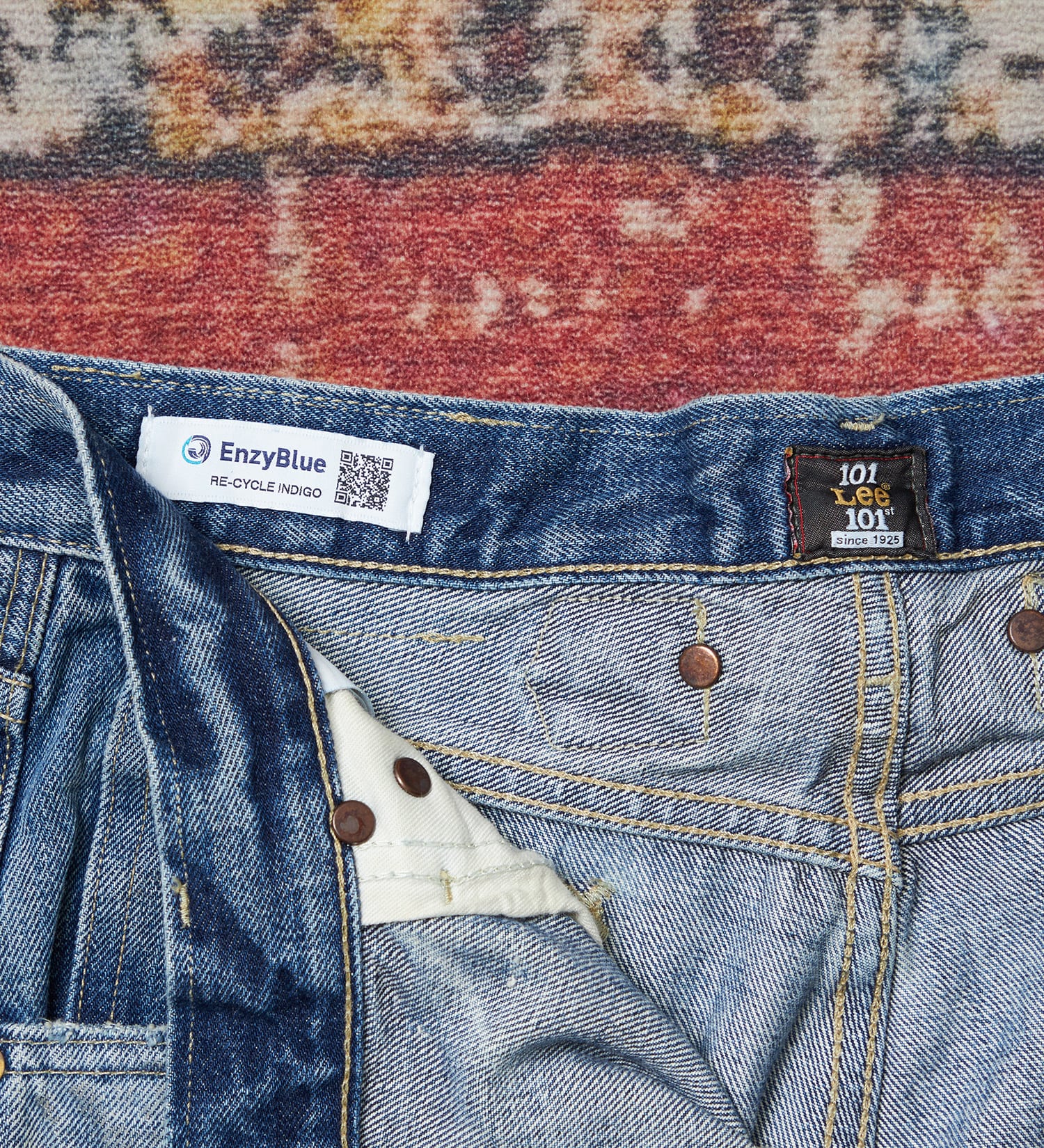 Lee(リー)の【予約】【101 101周年記念特別モデル】HIGH-RISE RELAXED STRAIGHT デニムパンツ|パンツ/デニム/ジーンズパンツ/レディース|中色ブルー