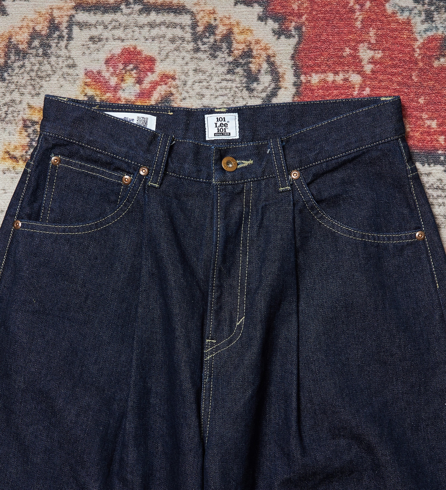 Lee(リー)の【予約】【101 101周年記念特別モデル】TUCK RIDERSPANTS デニムパンツ セットアップ可|パンツ/デニム/ジーンズパンツ/レディース|インディゴブルー