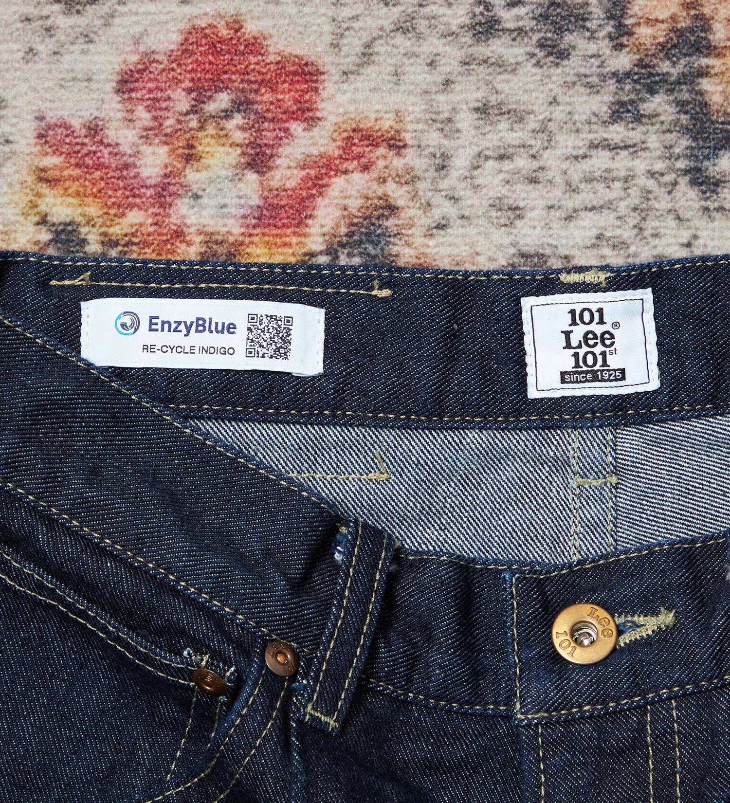 Lee(リー)の【予約】【101 101周年記念特別モデル】TUCK RIDERSPANTS デニムパンツ セットアップ可|パンツ/デニム/ジーンズパンツ/レディース|インディゴブルー