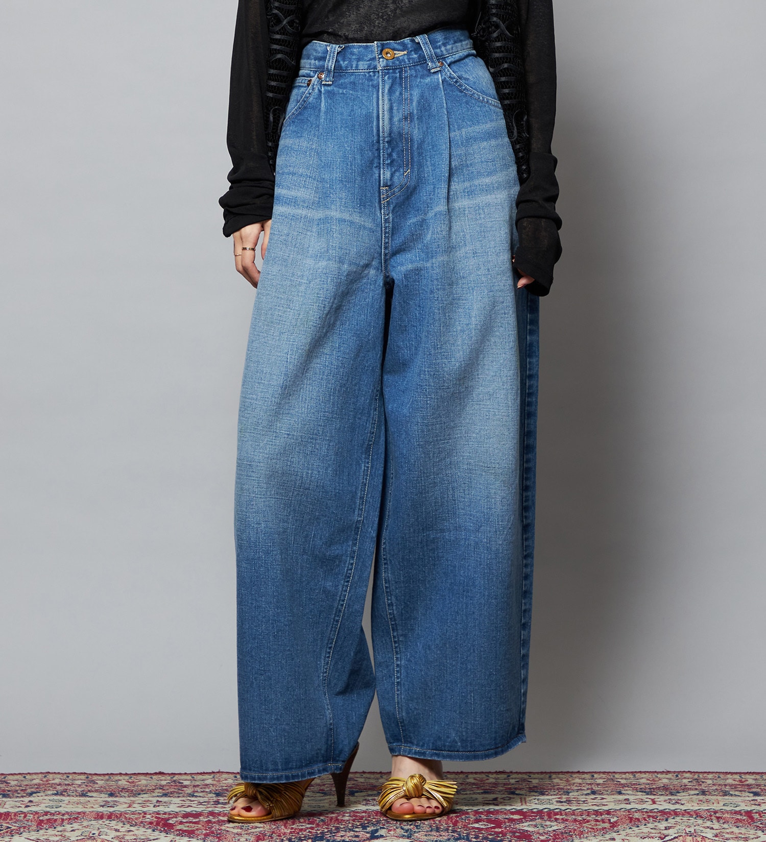 Lee(リー)の【予約】【101 101周年記念特別モデル】TUCK RIDERSPANTS デニムパンツ セットアップ可|パンツ/デニム/ジーンズパンツ/レディース|中色ブルー