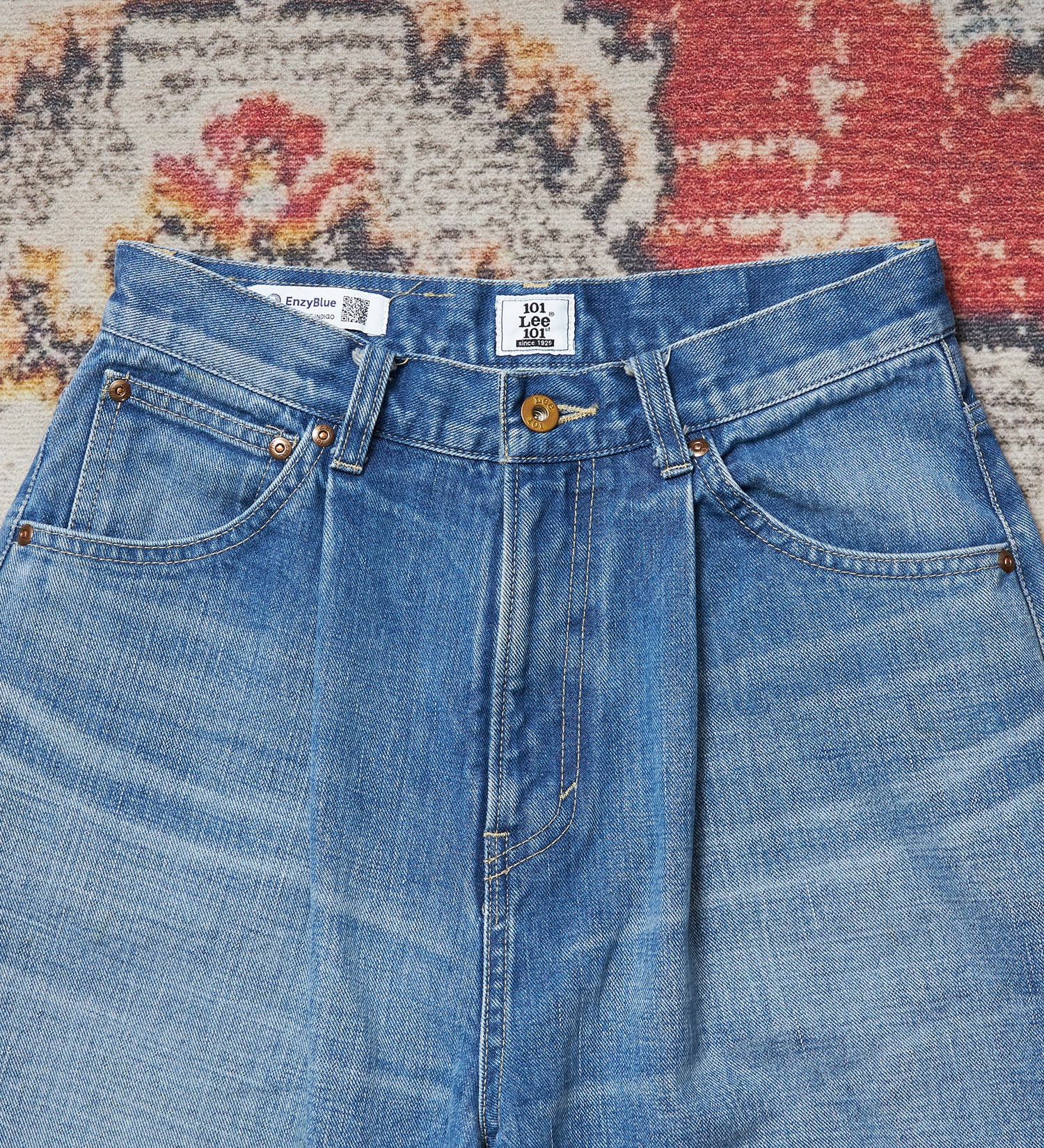 Lee(リー)の【予約】【101 101周年記念特別モデル】TUCK RIDERSPANTS デニムパンツ セットアップ可|パンツ/デニム/ジーンズパンツ/レディース|中色ブルー