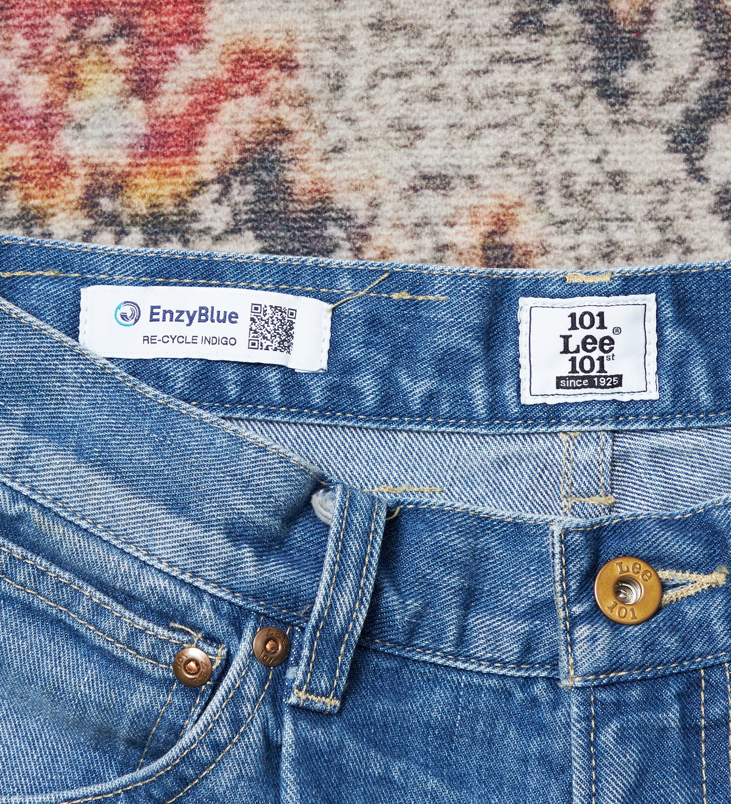 Lee(リー)の【予約】【101 101周年記念特別モデル】TUCK RIDERSPANTS デニムパンツ セットアップ可|パンツ/デニム/ジーンズパンツ/レディース|中色ブルー