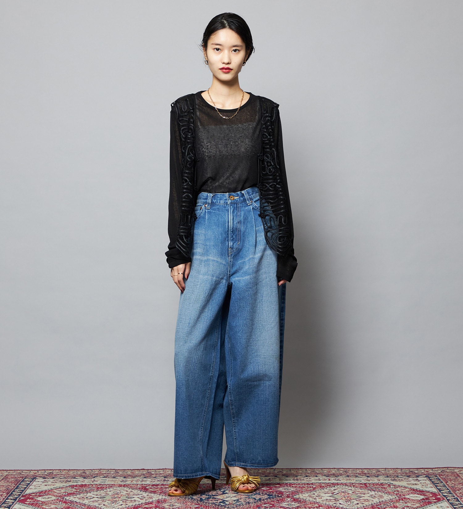 Lee(リー)の【予約】【101 101周年記念特別モデル】TUCK RIDERSPANTS デニムパンツ セットアップ可|パンツ/デニム/ジーンズパンツ/レディース|中色ブルー