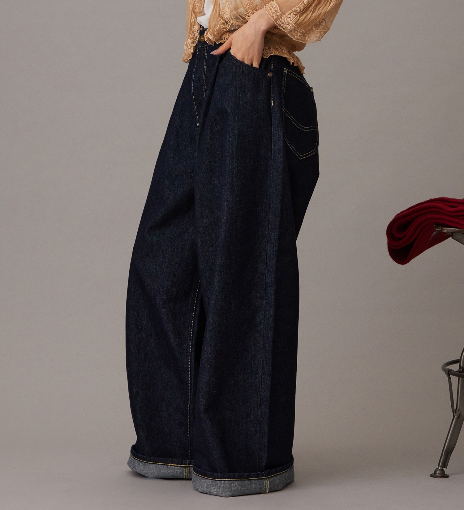 Lee(リー)の【予約】【101 101周年記念特別モデル】ANNIVERSARY 101 ICONIC SUPER WIDE TUCK PANTS セットアップ可|パンツ/デニム/ジーンズパンツ/レディース|インディゴブルー