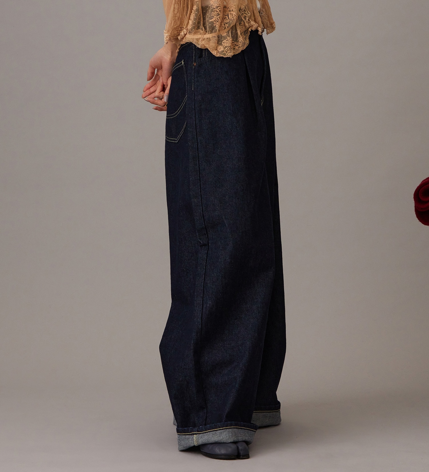 Lee(リー)の【予約】【101 101周年記念特別モデル】ANNIVERSARY 101 ICONIC SUPER WIDE TUCK PANTS セットアップ可|パンツ/デニム/ジーンズパンツ/レディース|インディゴブルー