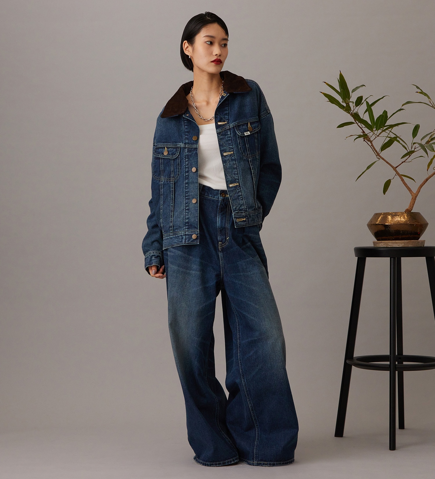 Lee(リー)の【予約】【101 101周年記念特別モデル】ANNIVERSARY 101 ICONIC SUPER WIDE TUCK PANTS セットアップ可|パンツ/デニム/ジーンズパンツ/レディース|中色ブルー