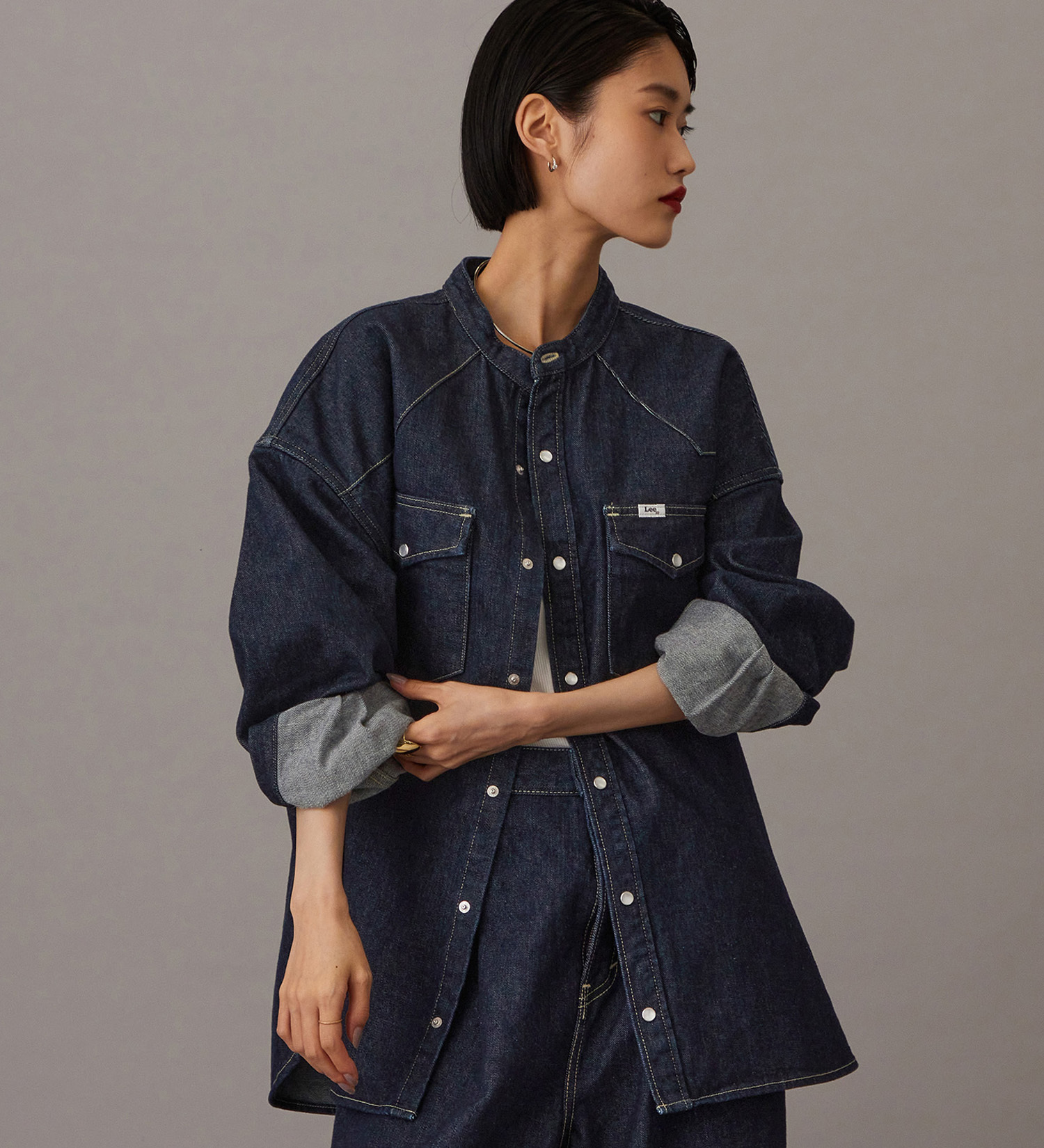 Lee(リー)の【予約】【101 101周年記念特別モデル】ANNIVERSARY 101 ICONIC BAND COLLAR SHIRTS JACKET セットアップ可|トップス/シャツ/ブラウス/レディース|インディゴブルー
