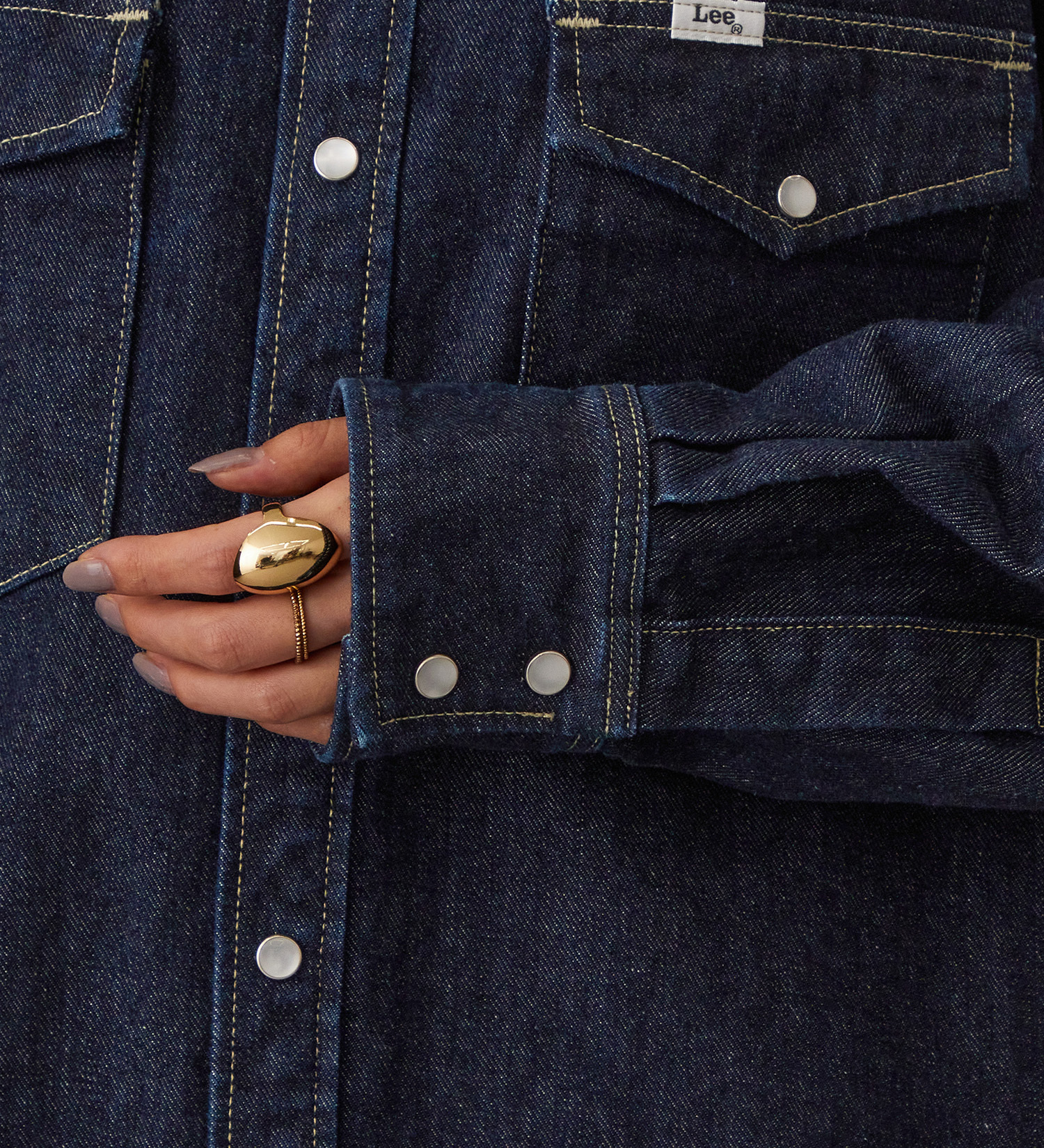 Lee(リー)の【予約】【101 101周年記念特別モデル】ANNIVERSARY 101 ICONIC BAND COLLAR SHIRTS JACKET セットアップ可|トップス/シャツ/ブラウス/レディース|インディゴブルー