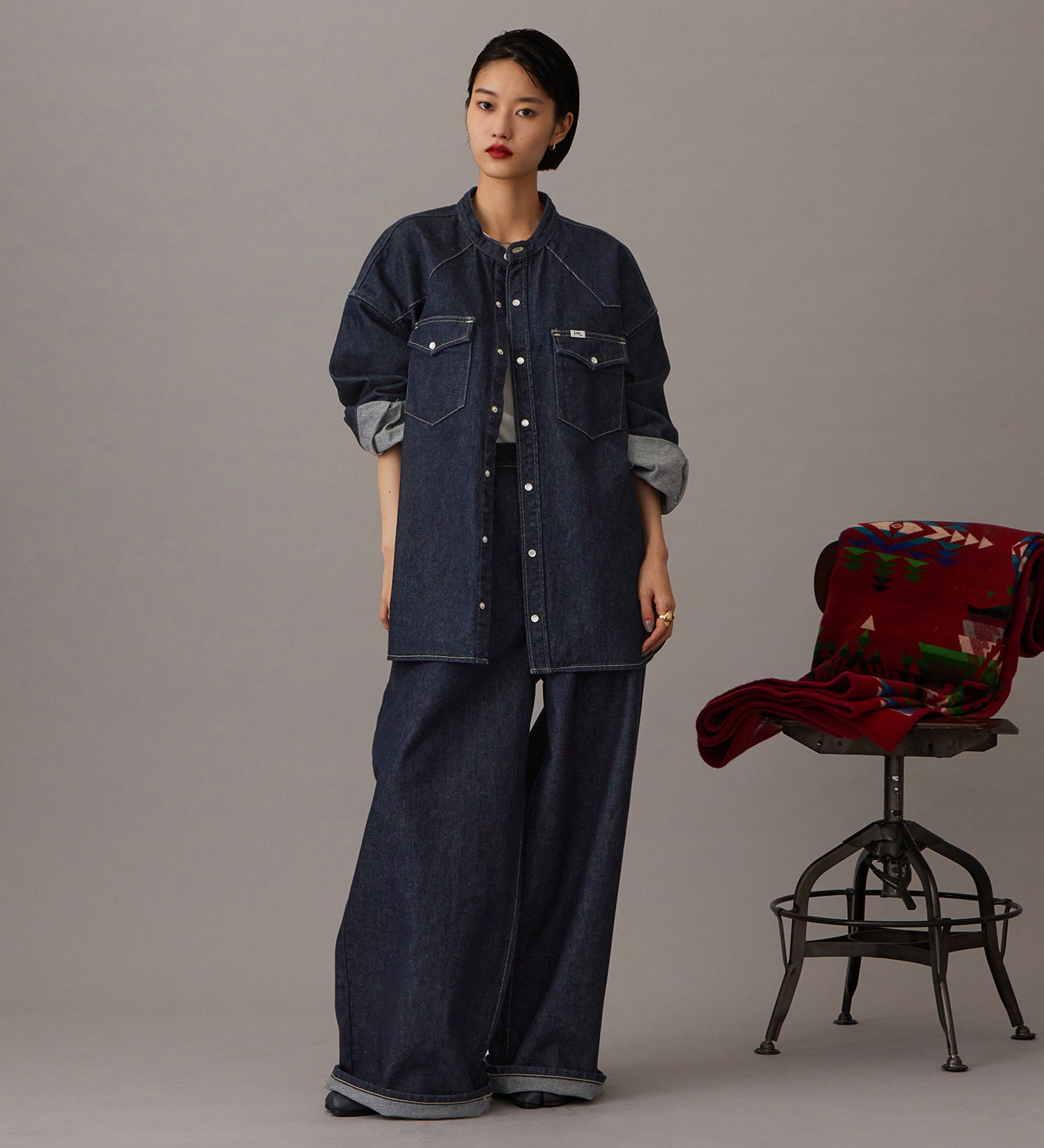 Lee(リー)の【予約】【101 101周年記念特別モデル】ANNIVERSARY 101 ICONIC BAND COLLAR SHIRTS JACKET セットアップ可|トップス/シャツ/ブラウス/レディース|インディゴブルー