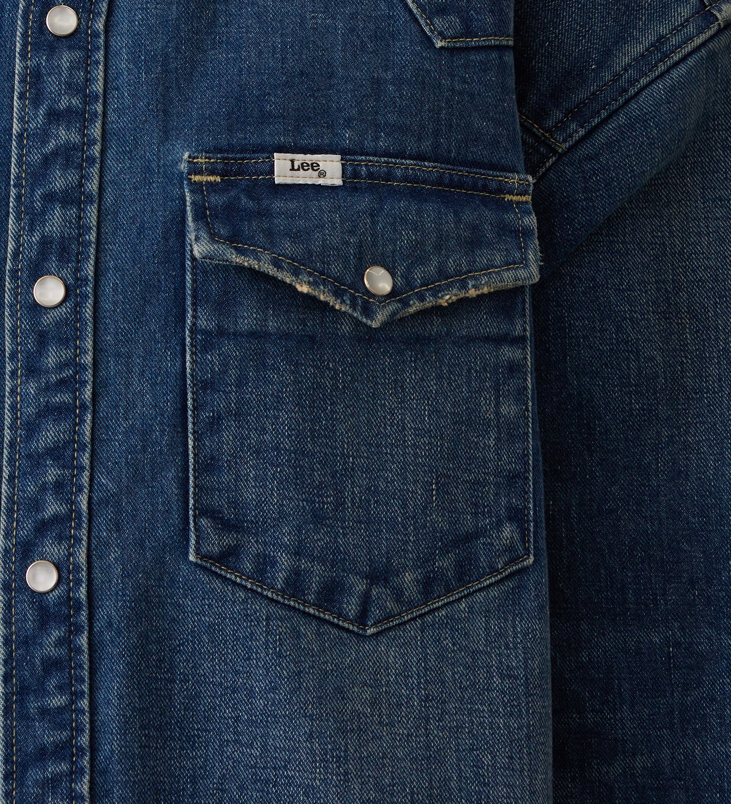 Lee(リー)の【予約】【101 101周年記念特別モデル】ANNIVERSARY 101 ICONIC BAND COLLAR SHIRTS JACKET セットアップ可|トップス/シャツ/ブラウス/レディース|中色ブルー