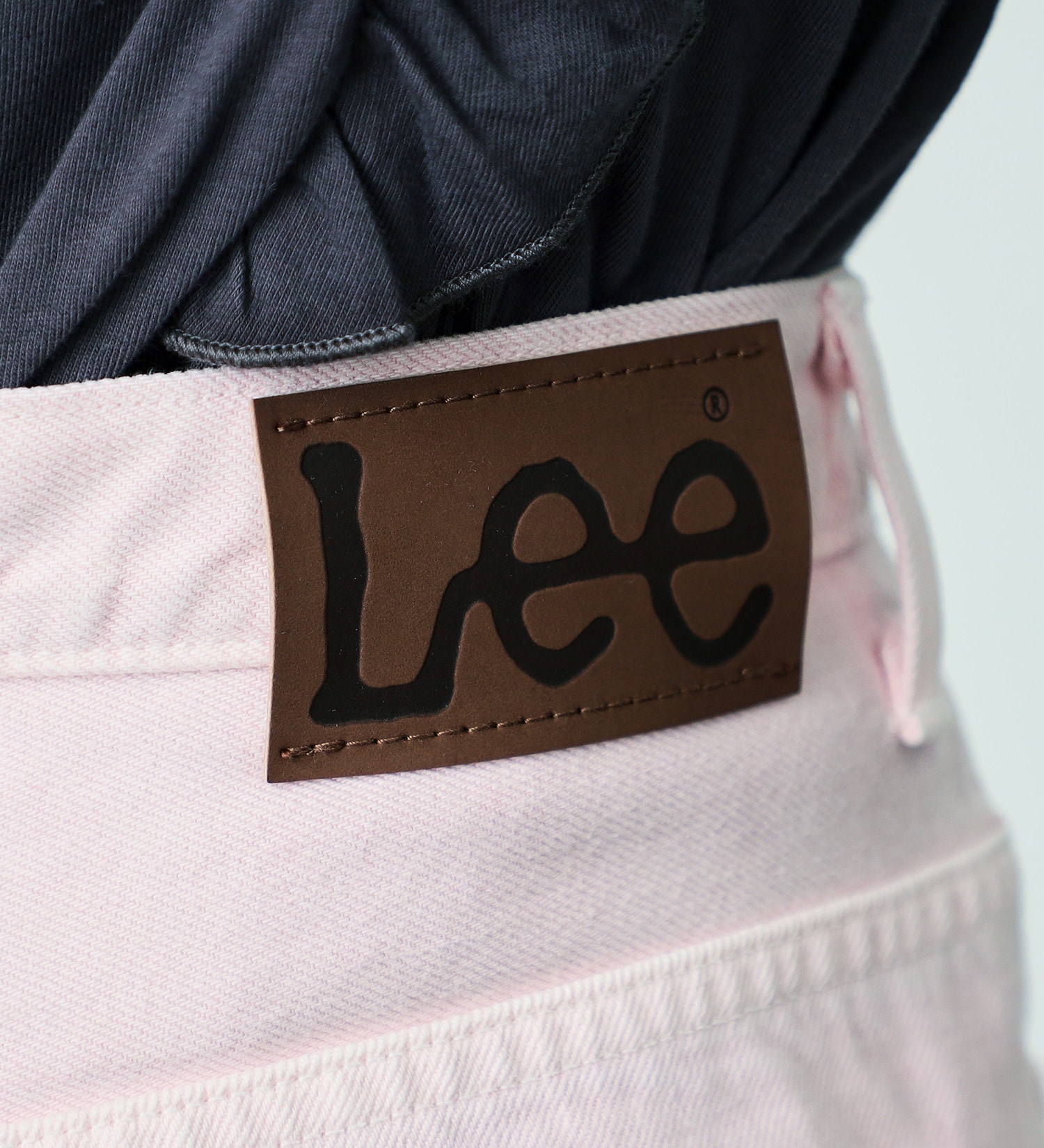 Lee(リー)のSTANDARD WARDROBE テーパードパンツ|パンツ/パンツ/レディース|ピンク