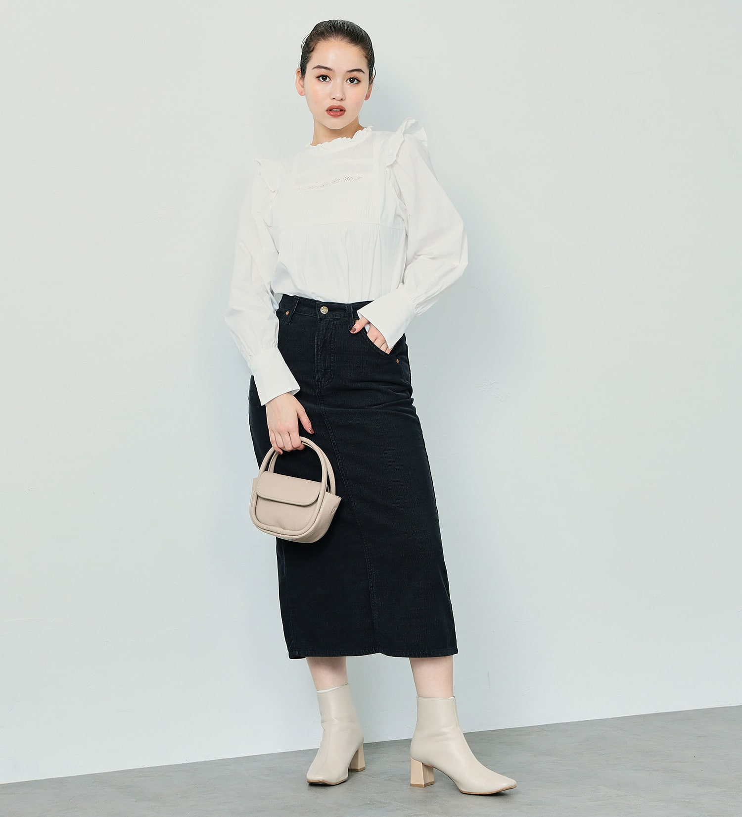 Lee(リー)の【先行SALE】【WEB別注】STANDARD WARDROBE コーデュロイスカート|スカート/スカート/レディース|ブラック