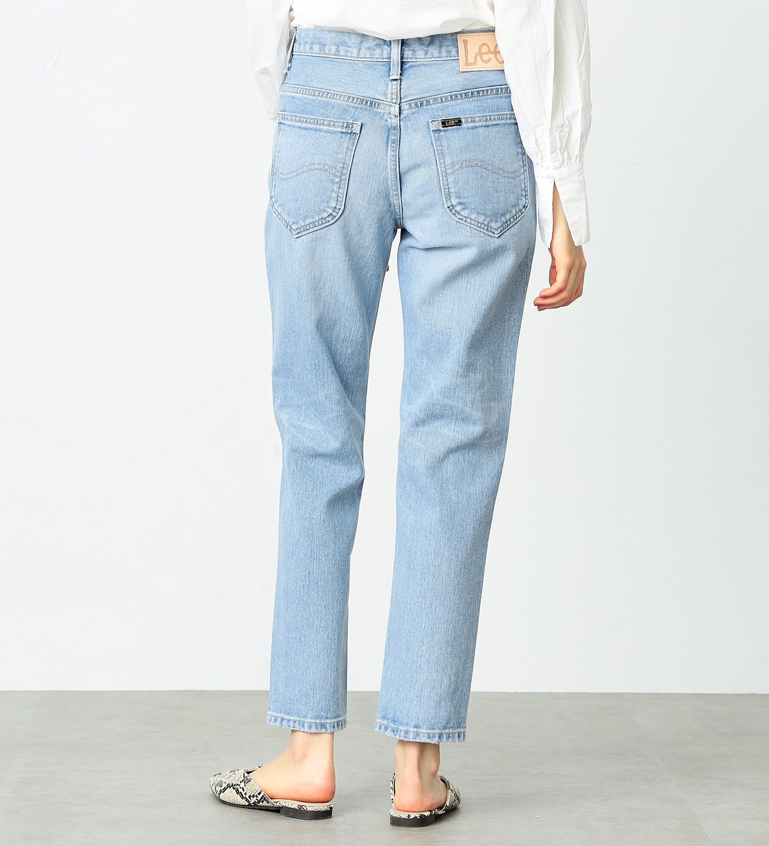 Lee(リー)の【決算SALE】【毎日はきたい】STANDARD WARDROBE ナローフィットデニムパンツ|パンツ/デニム/ジーンズパンツ/レディース|淡色ブルー