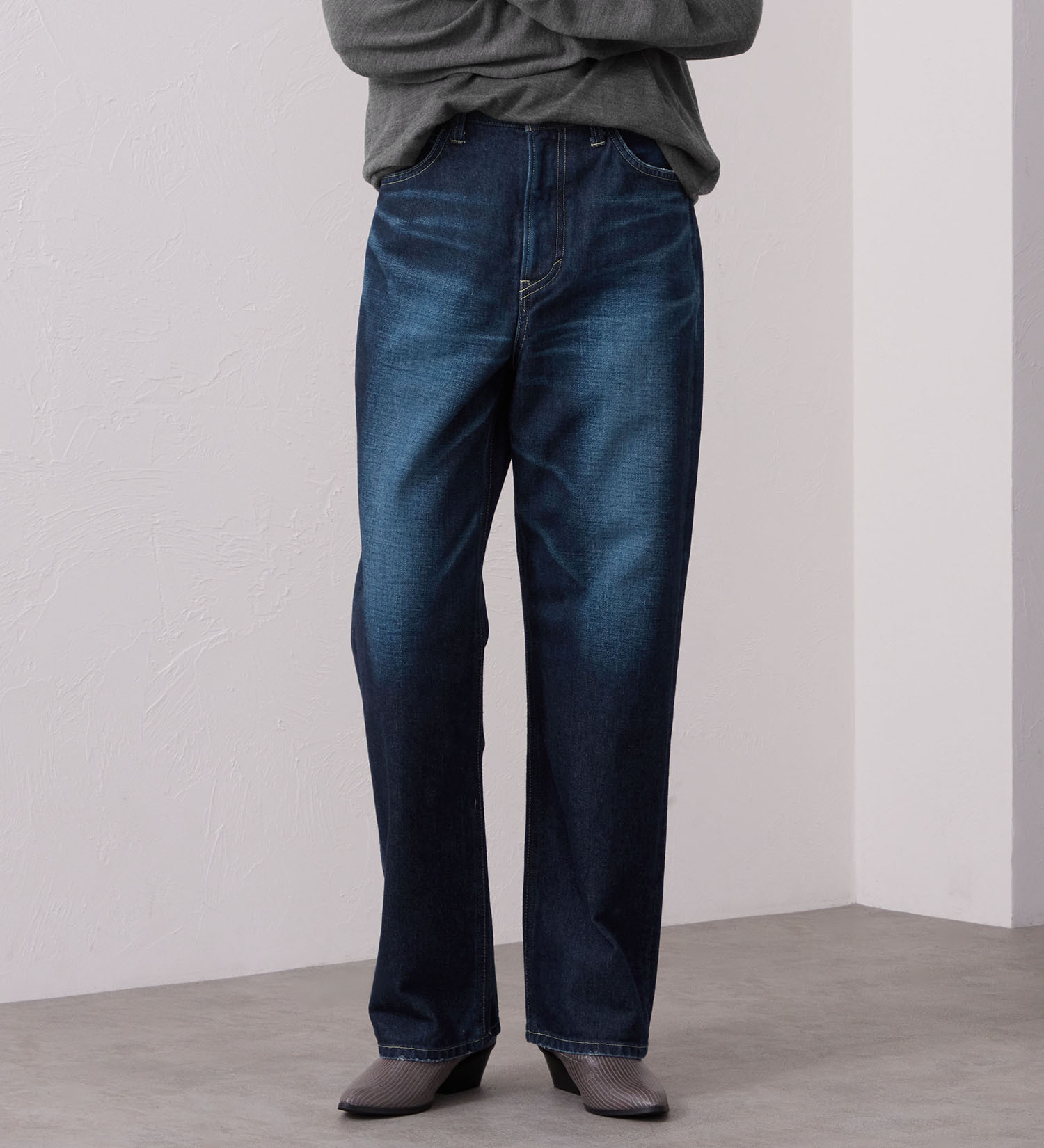 Lee(リー)のSTANDARD WARDROBE ストレートパンツ|パンツ/デニム/ジーンズパンツ/レディース|濃色ブルー