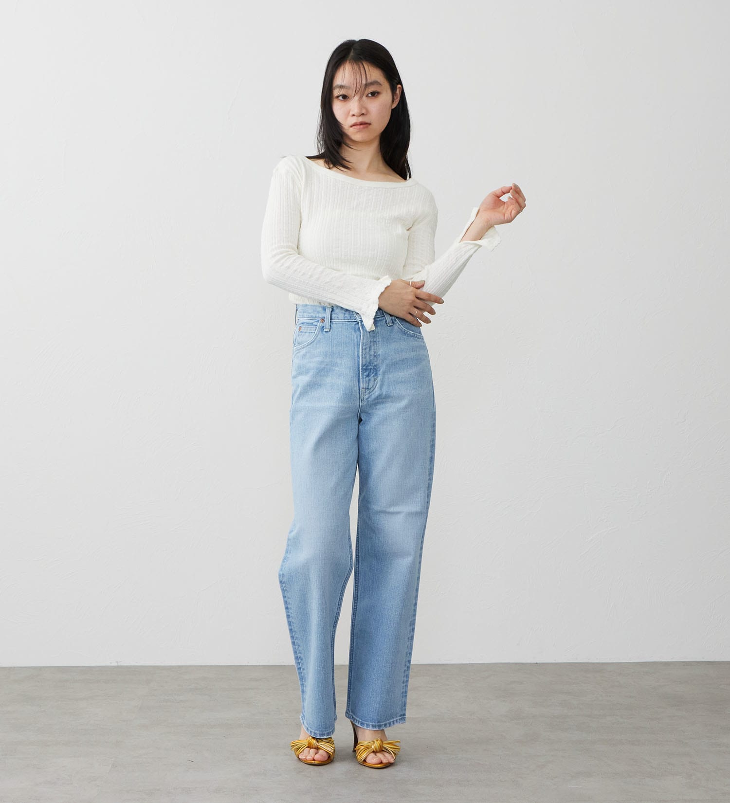 Lee(リー)の【試着対象】STANDARD WARDROBE ストレートパンツ|パンツ/デニム/ジーンズパンツ/レディース|淡色ブルー