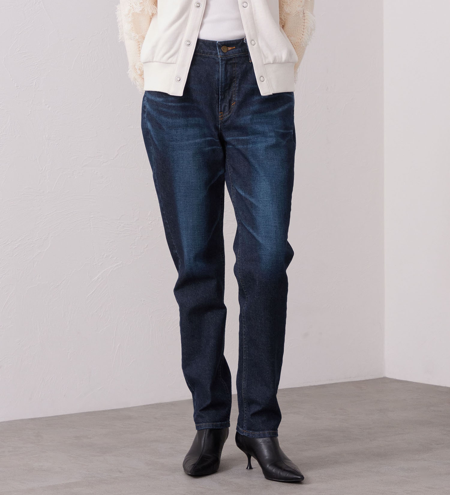 Lee(リー)の【カート割対象】【試着対象】STANDARD WARDROBE LASTIC テーパードパンツ【ストレッチデニム】|パンツ/デニム/ジーンズパンツ/レディース|濃色ブルー
