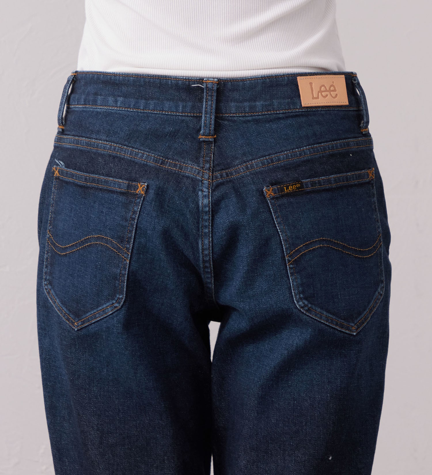 Lee(リー)の【カート割対象】【試着対象】STANDARD WARDROBE LASTIC テーパードパンツ【ストレッチデニム】|パンツ/デニム/ジーンズパンツ/レディース|濃色ブルー