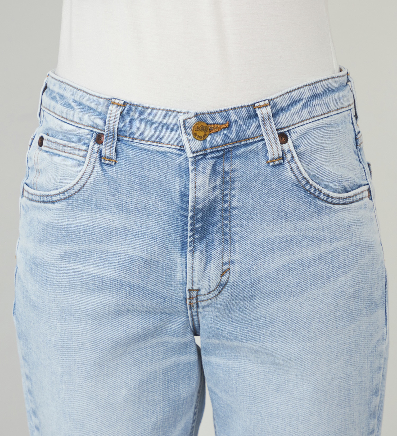 Lee(リー)のSTANDARD WARDROBE LASTIC【ストレッチデニム】テーパードパンツ|パンツ/デニム/ジーンズパンツ/レディース|淡色ブルー