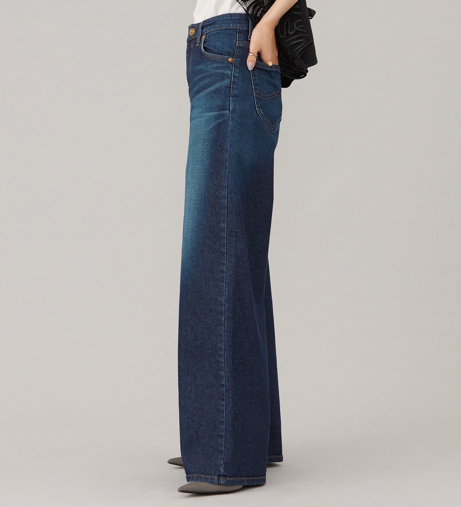 Lee(リー)のSTANDARD WARDROBE LASTIC  ワイドパンツ【ストレッチデニム】|パンツ/デニム/ジーンズパンツ/レディース|濃色ブルー
