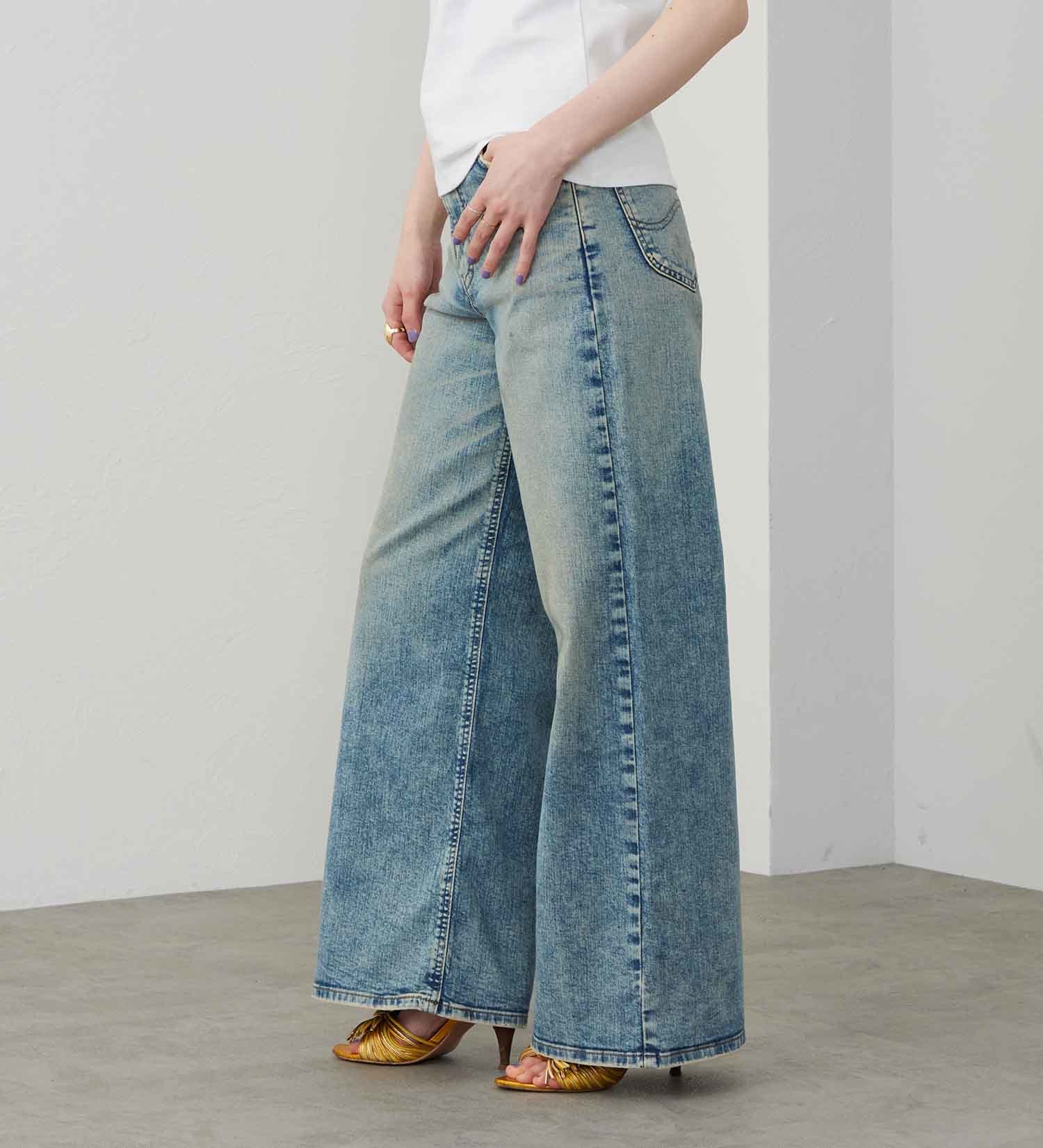 Lee(リー)の【試着対象】【SPECIAL EDITION】STANDARD WARDROBE ワイドデニムパンツ【ストレッチデニム】|パンツ/デニム/ジーンズパンツ/レディース|淡色ブルー