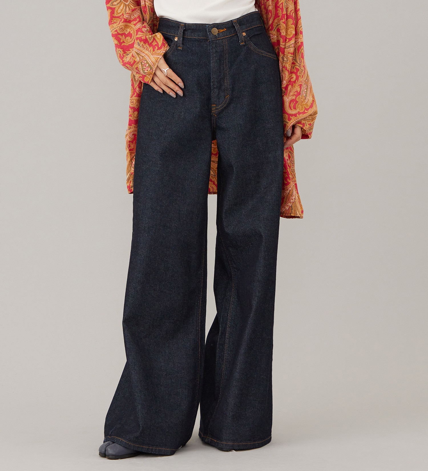 Lee(リー)のSTANDARD WARDROBE LASTIC リラックスワイド【ストレッチデニム】|パンツ/デニム/ジーンズパンツ/レディース|インディゴブルー
