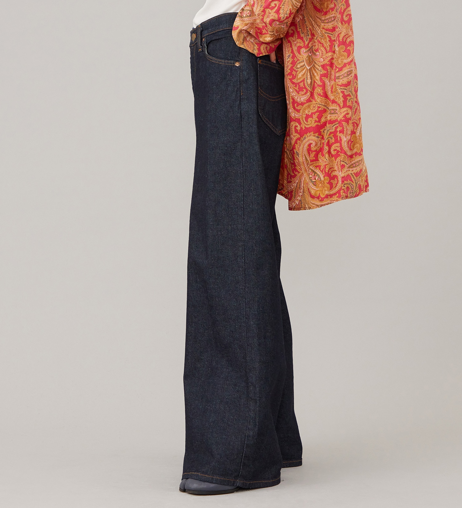 Lee(リー)のSTANDARD WARDROBE LASTIC リラックスワイド【ストレッチデニム】|パンツ/デニム/ジーンズパンツ/レディース|インディゴブルー