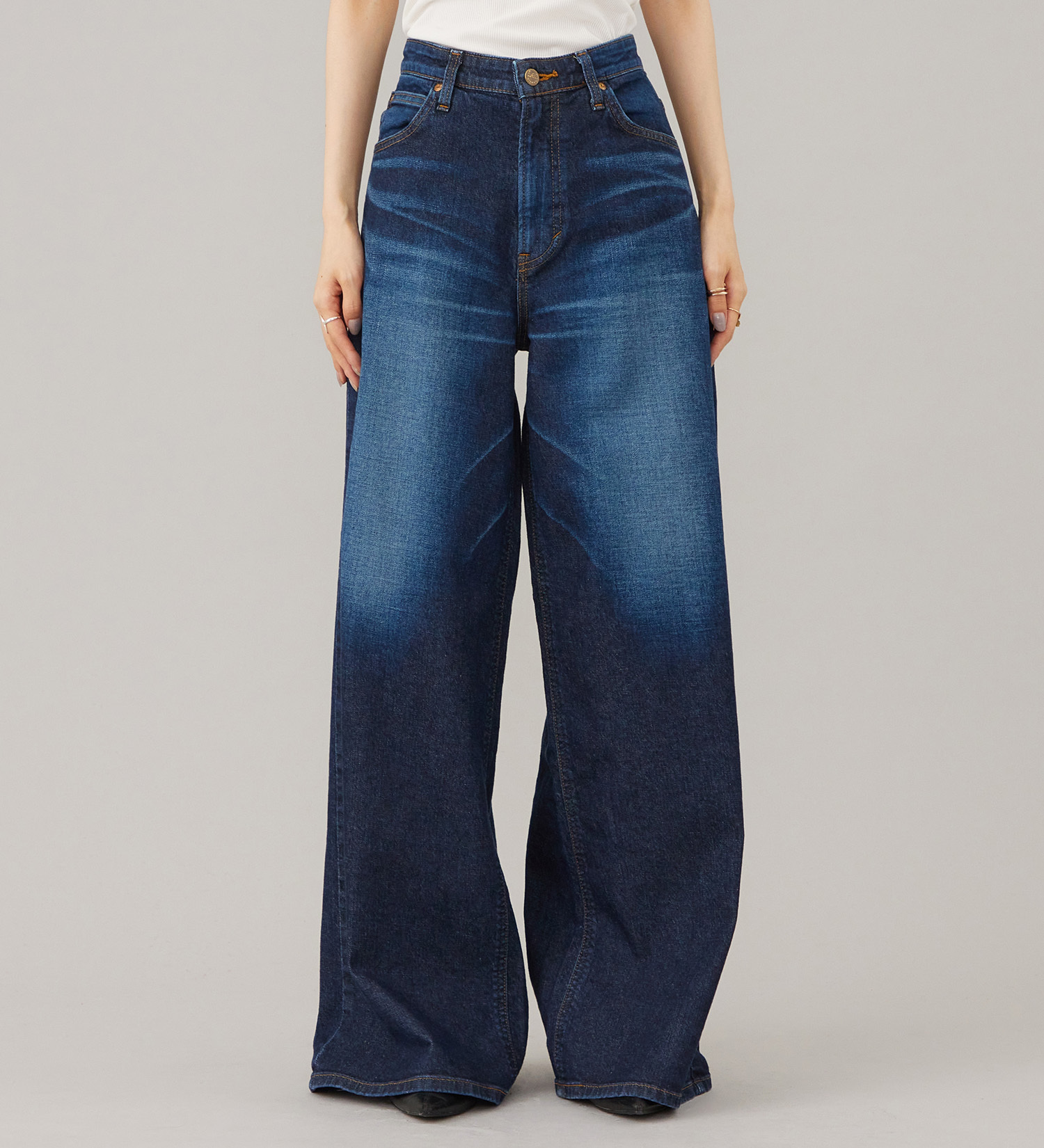 Lee(リー)のSTANDARD WARDROBE LASTIC リラックスワイド【ストレッチデニム】|パンツ/デニム/ジーンズパンツ/レディース|濃色ブルー