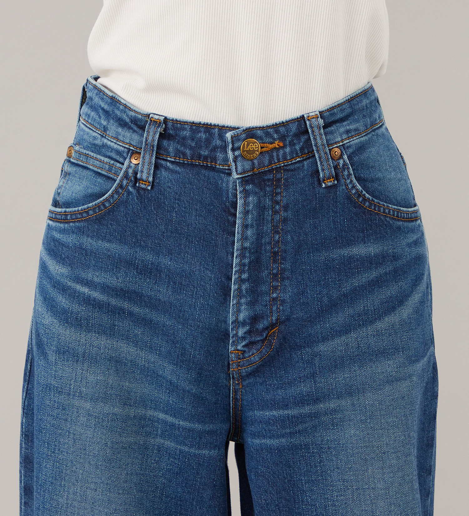 Lee(リー)のSTANDARD WARDROBE LASTIC リラックスワイド【ストレッチデニム】|パンツ/デニム/ジーンズパンツ/レディース|中色ブルー