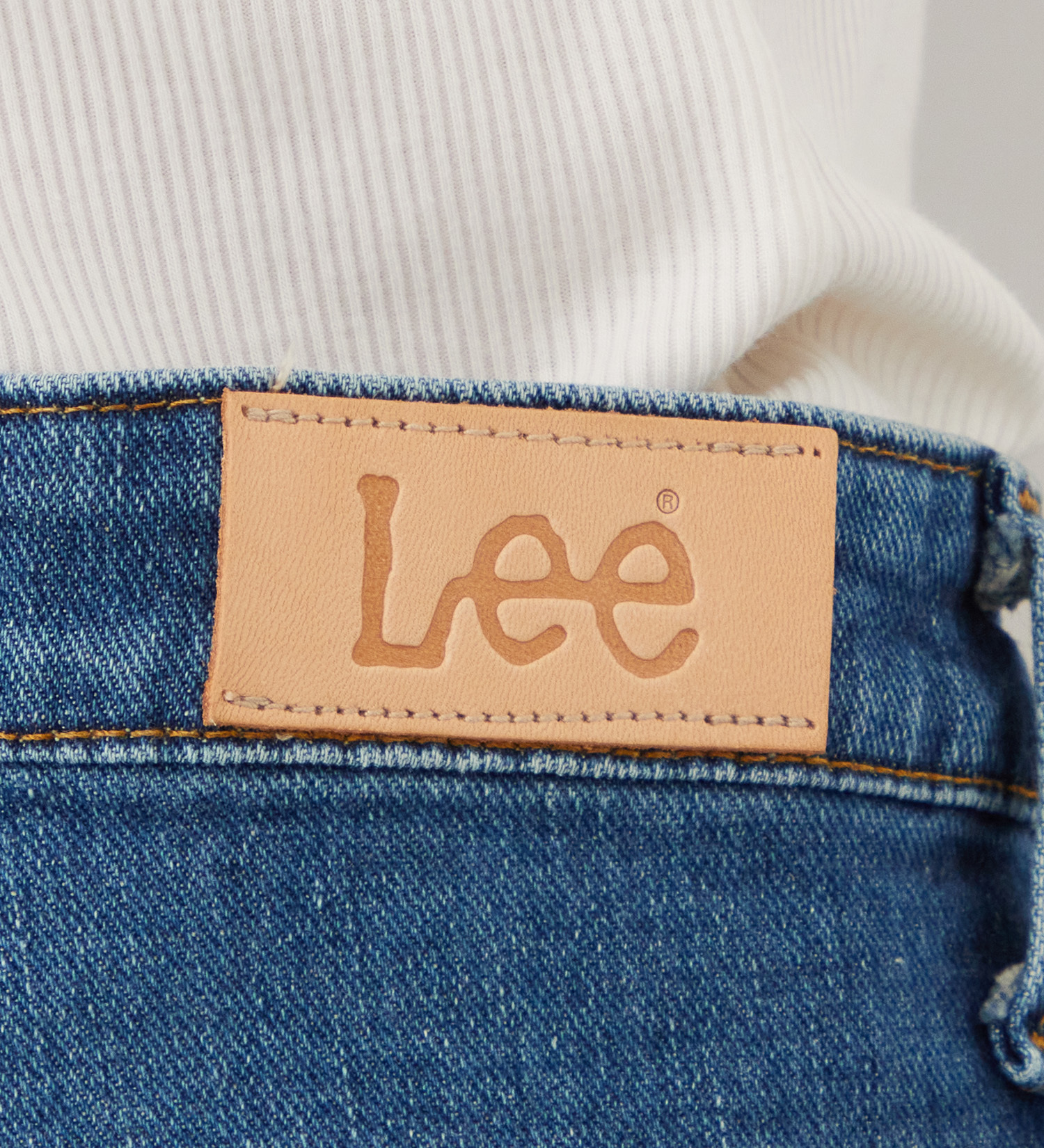 Lee(リー)のSTANDARD WARDROBE LASTIC リラックスワイド【ストレッチデニム】|パンツ/デニム/ジーンズパンツ/レディース|中色ブルー