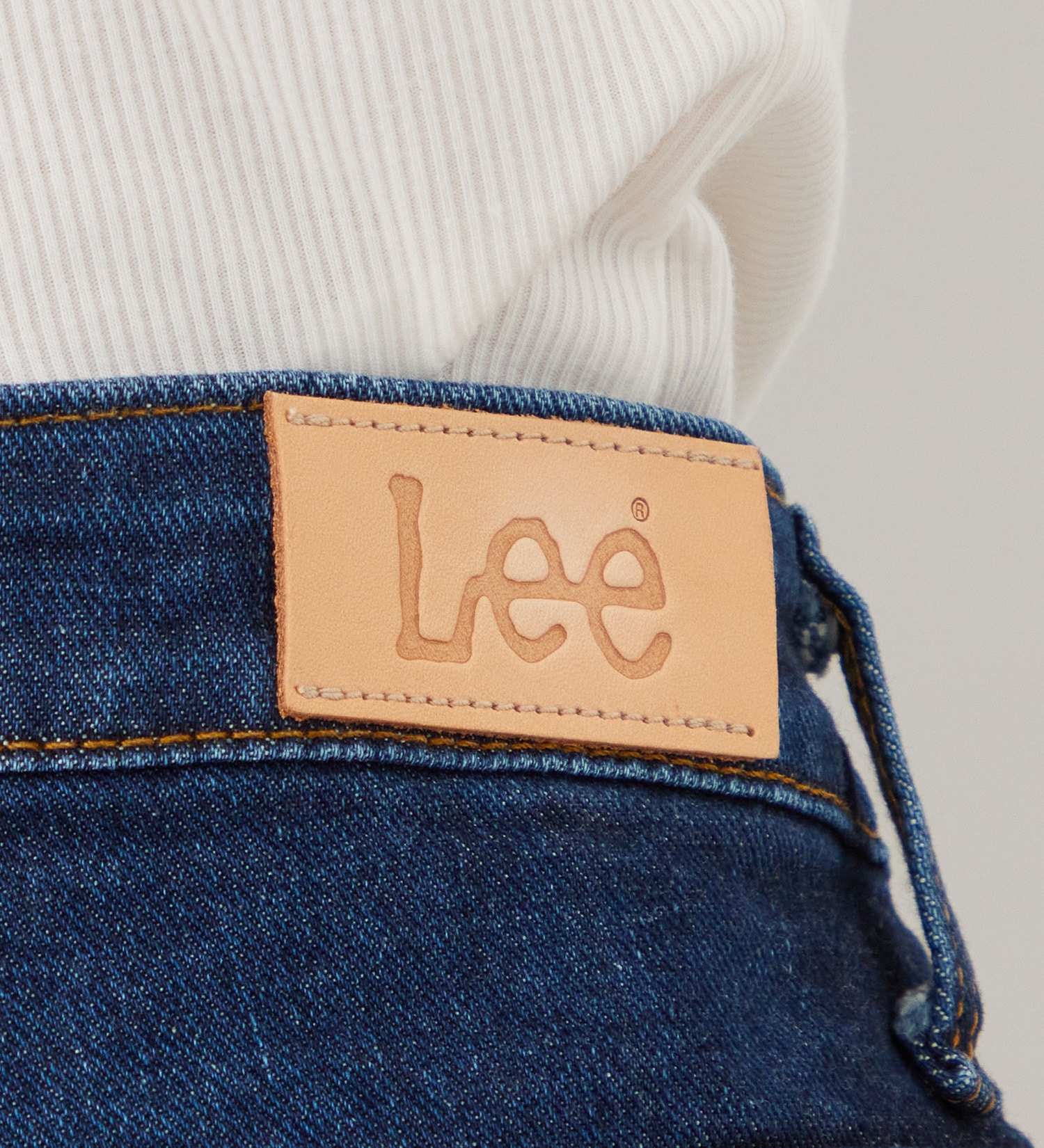 Lee(リー)のSTANDARD WARDROBE LASTIC ストレート【ストレッチデニム】|パンツ/デニム/ジーンズパンツ/レディース|濃色ブルー