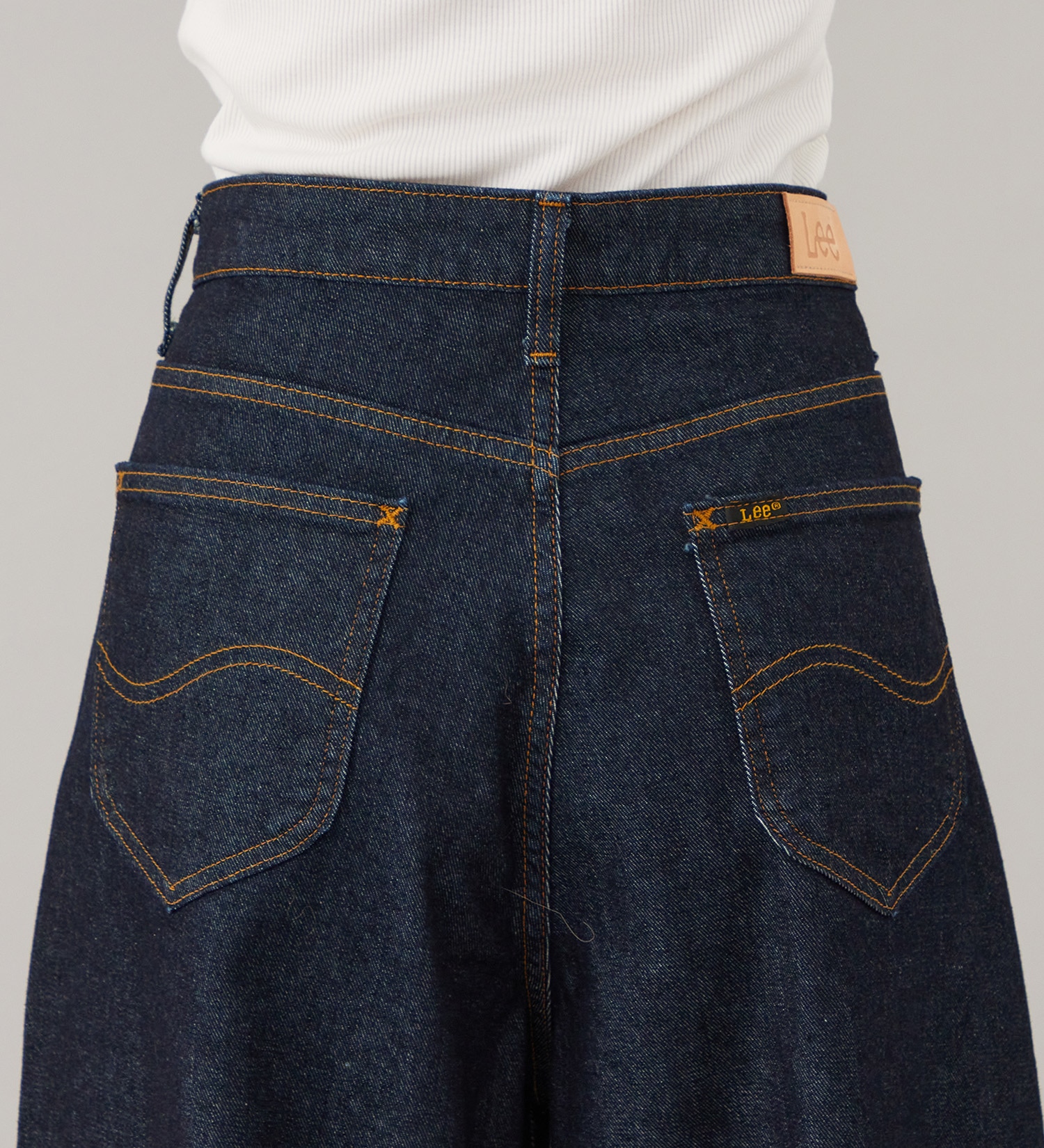 Lee(リー)のSTANDARD WARDROBE LASTIC プリ―テッドワイド【ストレッチデニム】|パンツ/デニム/ジーンズパンツ/レディース|インディゴブルー