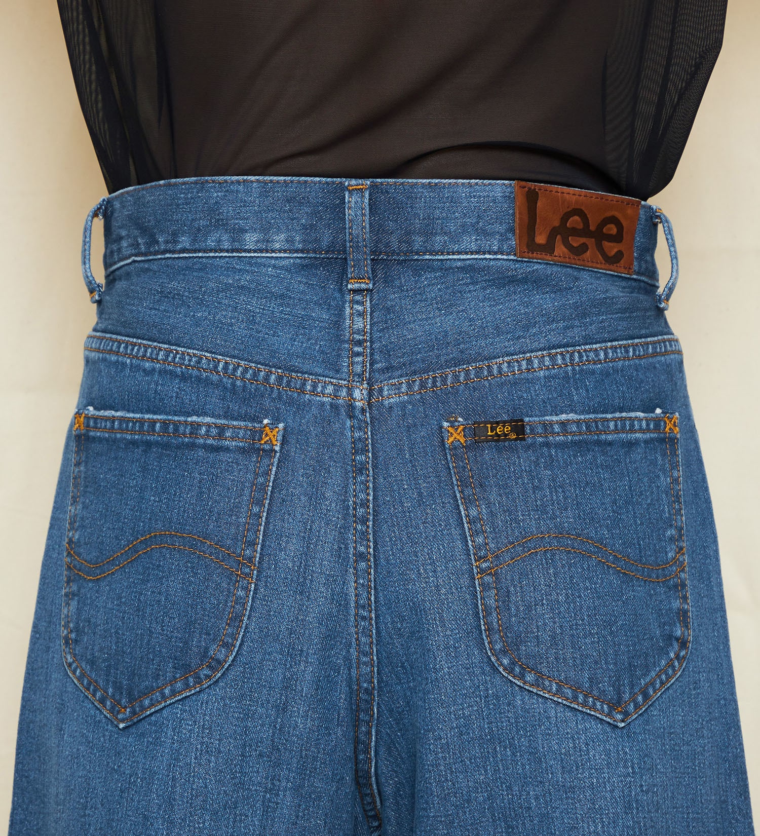 Lee(リー)のカーヴデニムパンツ【ビスチェセットアップ可能】|パンツ/デニム/ジーンズパンツ/レディース|中色ブルー